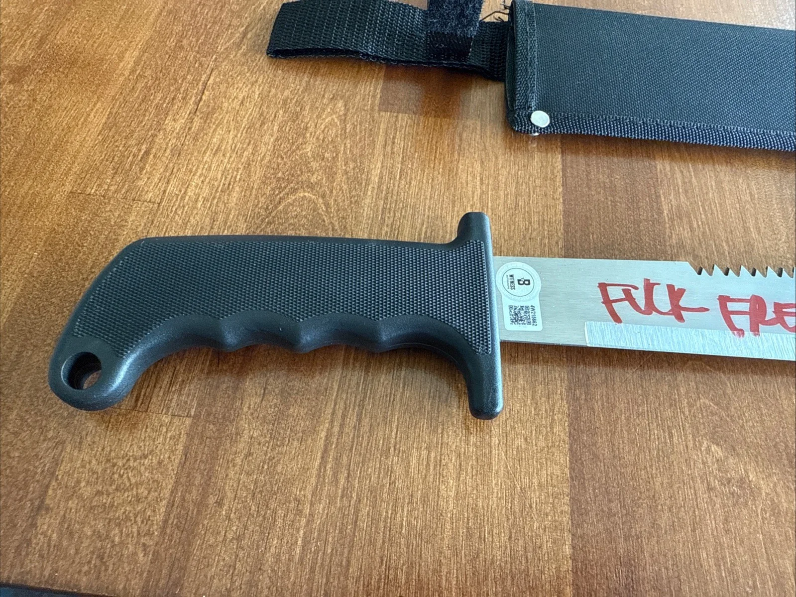 Ari Lehman — Ari Lehman Signed Inscribed (F*** FREDDY & Jason 1) Machete Black Handle BECKETT, image 5