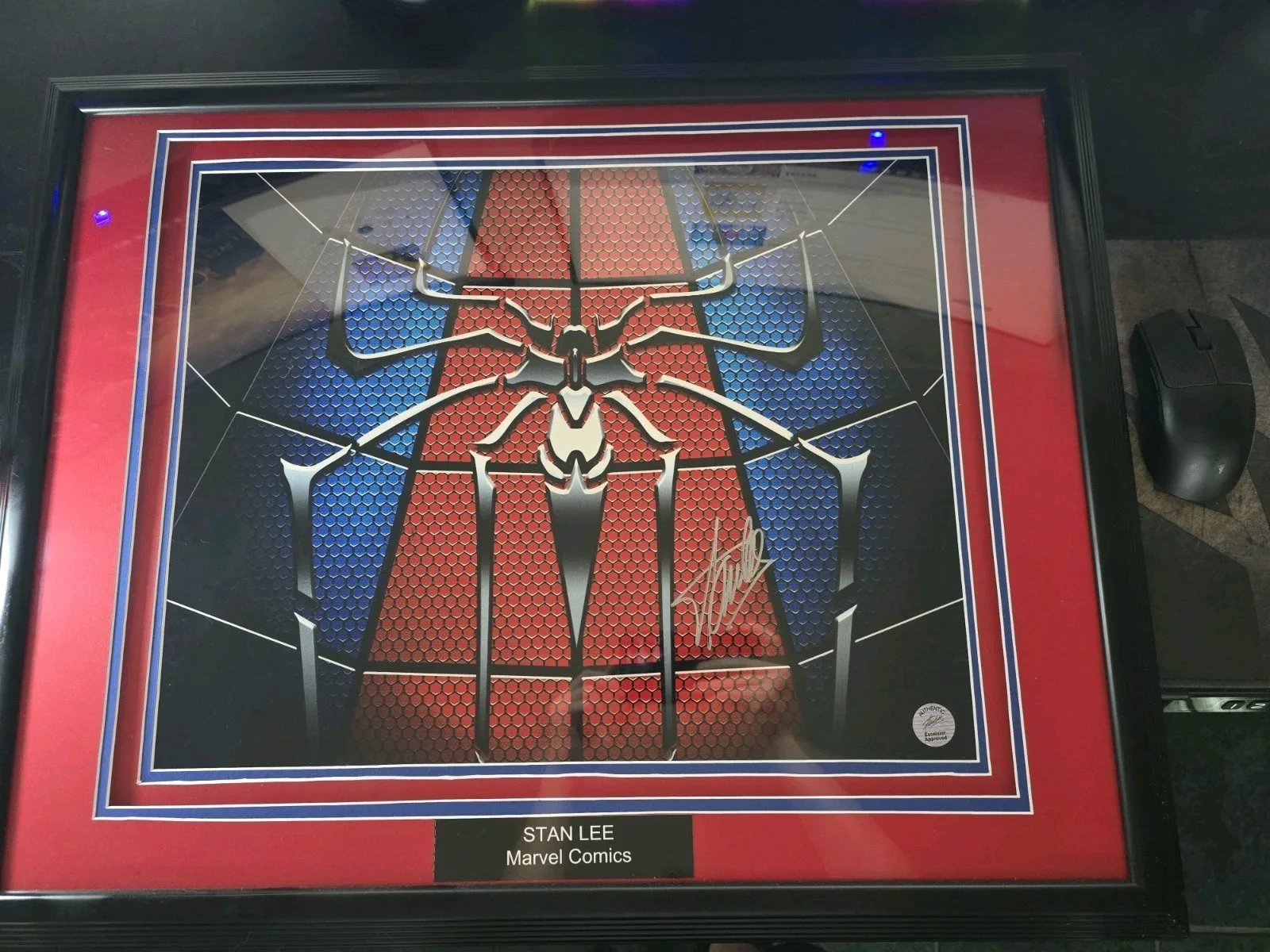 Stan Lee — RARE Stan Lee Signed & Framed Marvel SPIDER-MAN 16x20 W/ Excelsior Hologram, изображение 4