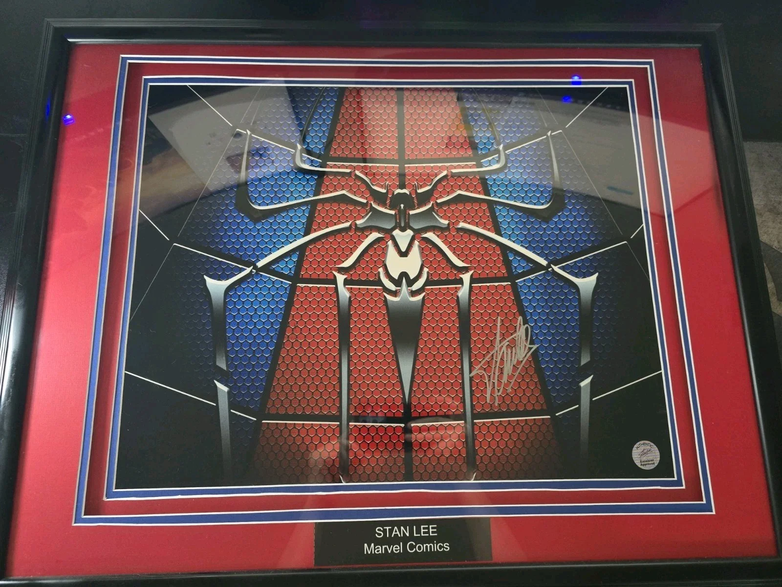 Stan Lee — RARE Stan Lee Signed & Framed Marvel SPIDER-MAN 16x20 W/ Excelsior Hologram, изображение 5