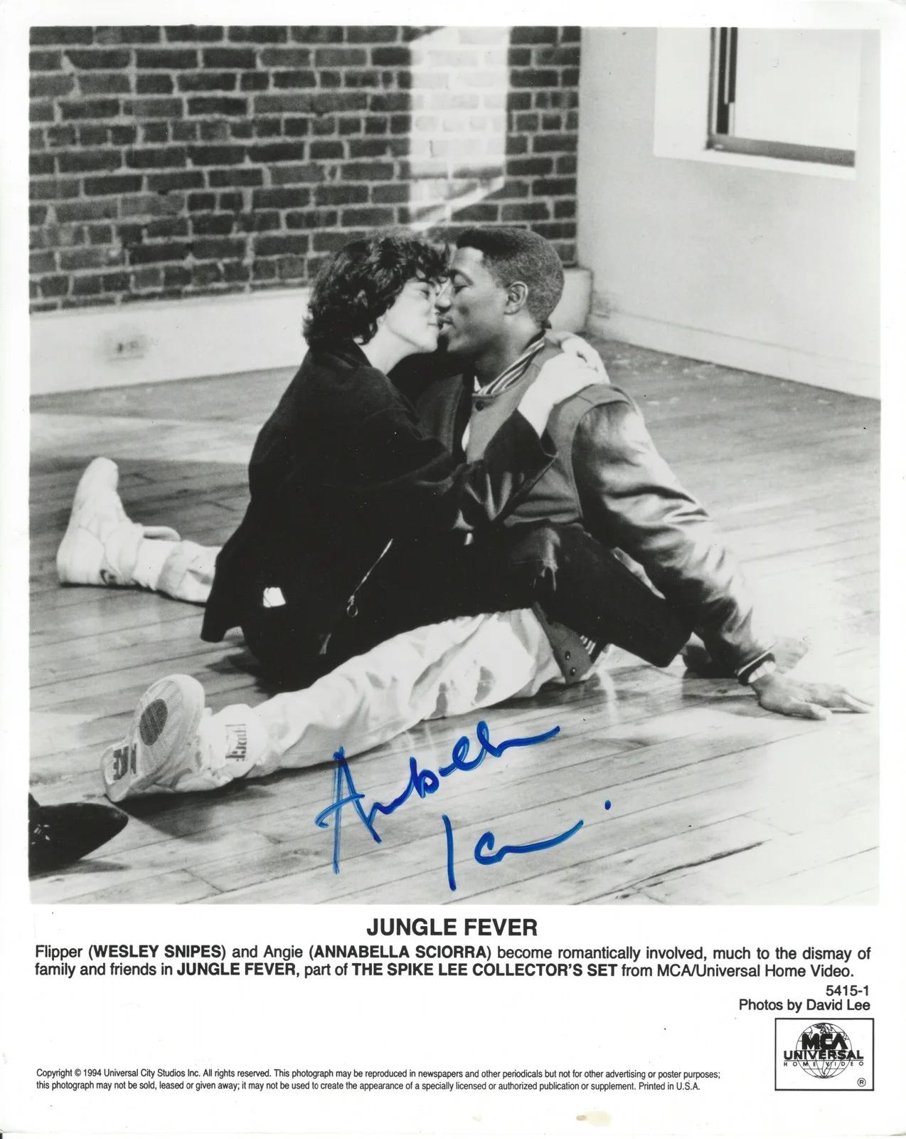 annabella sciorra — Annabella Sciorra signed Wesley Snipes' Jungle Fever 8X10 Original Still Photo