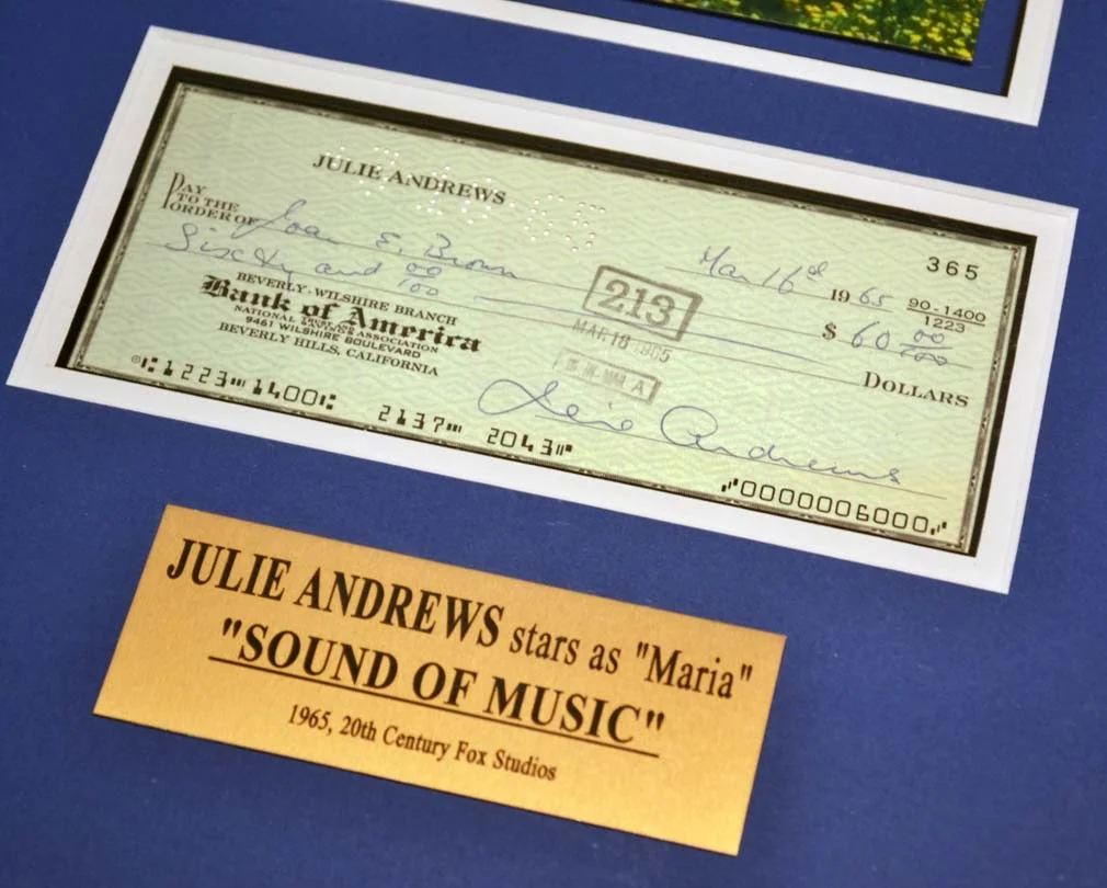 JULIE ANDREWS, MARIA VON TRAPP — SOUND OF MUSIC signed Julie Andrews + Maria Von Trapp, COA, Frame, DVD Set, MORE, изображение 4