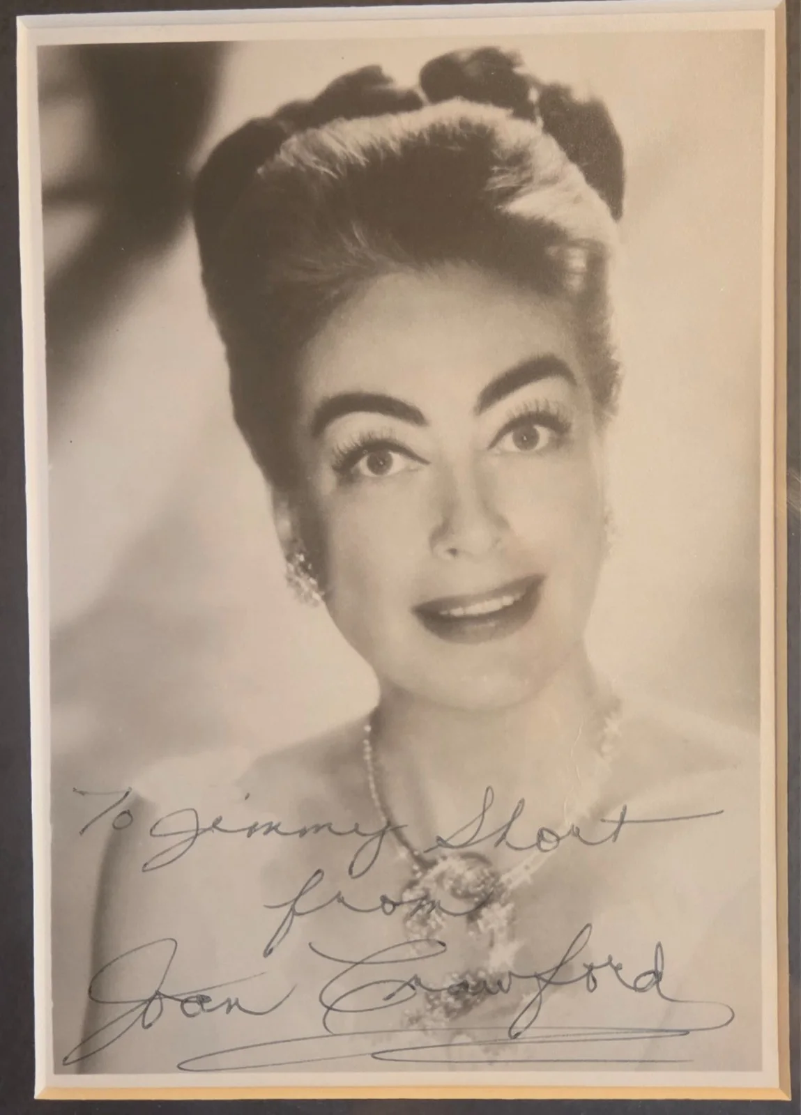 Joan Crawford — JOAN CRAWFORD autographed 5x7 picture & inscribed to Jimmy RARE Signed, изображение 2