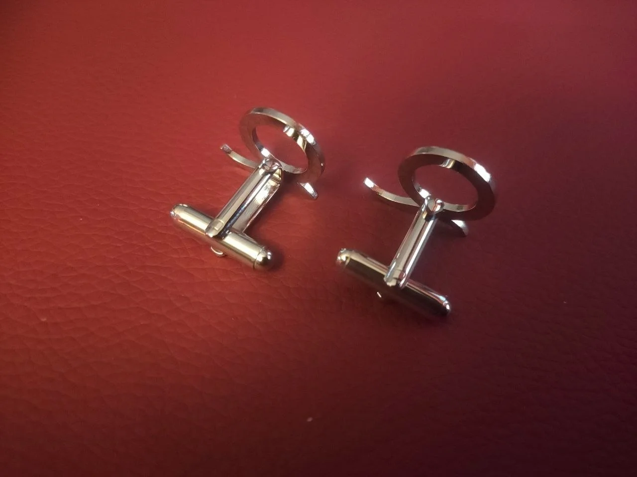 PROP - James Bond - QUANTUM Organisation LOGO Stainless steel Cufflinks & Card, image 2