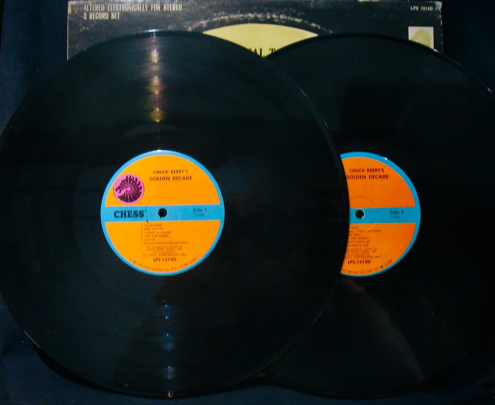 CHUCK BERRY~Signed GOLDEN DECADE Double Album~CHESS #LPS-1514~Near Mint Vinyl, изображение 2