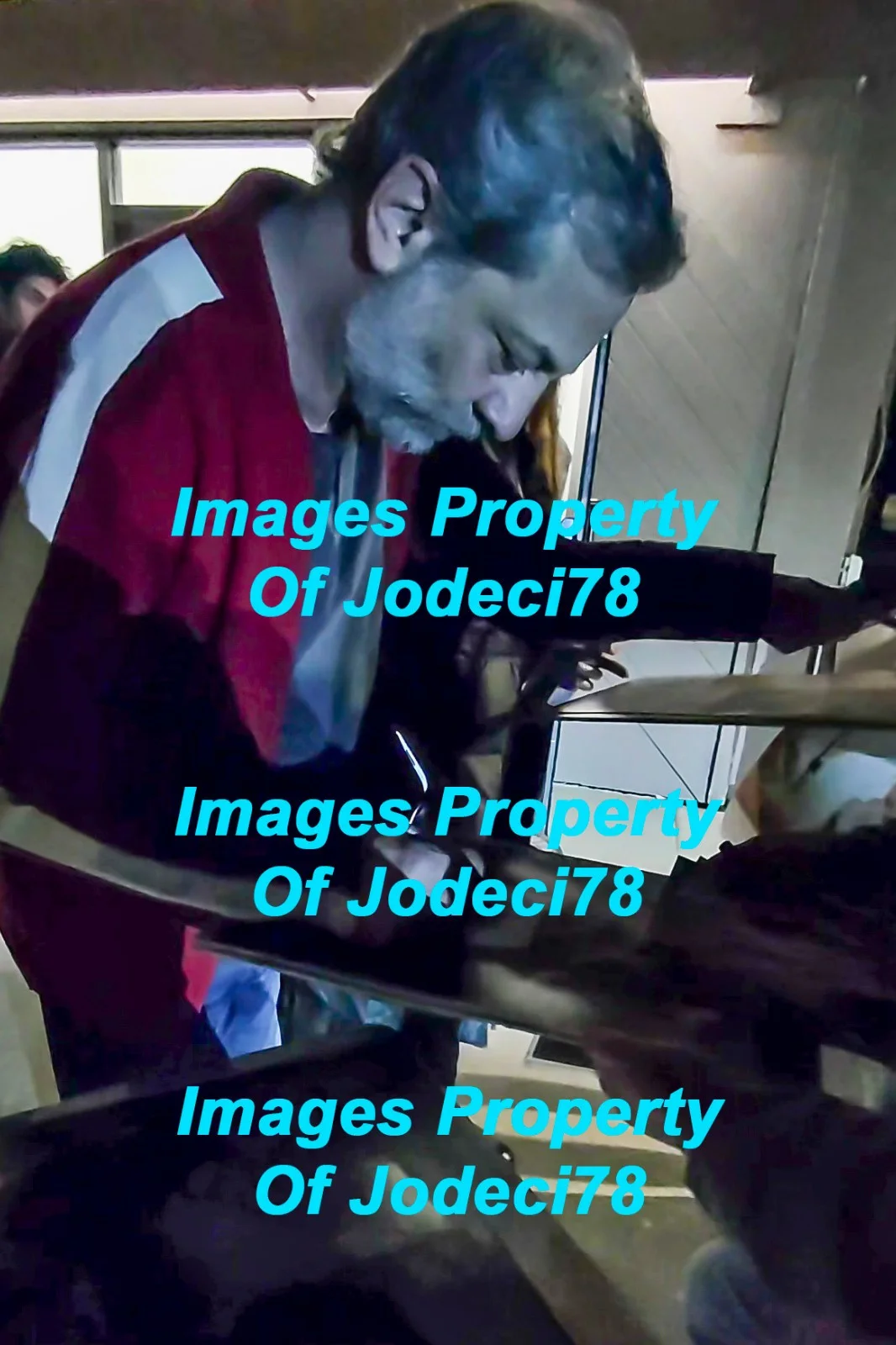 Judd Apatow — Judd Apatow Director Signed YOU DON'T MESS WITH THE ZOHAN 8x10 Photo PROOF ACOA, изображение 3