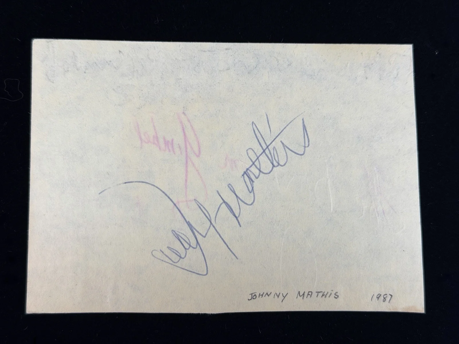 Johnny Mathis Autograph Signed Cut Card w Columbia Promo Photo 1987 Original Lot, изображение 3
