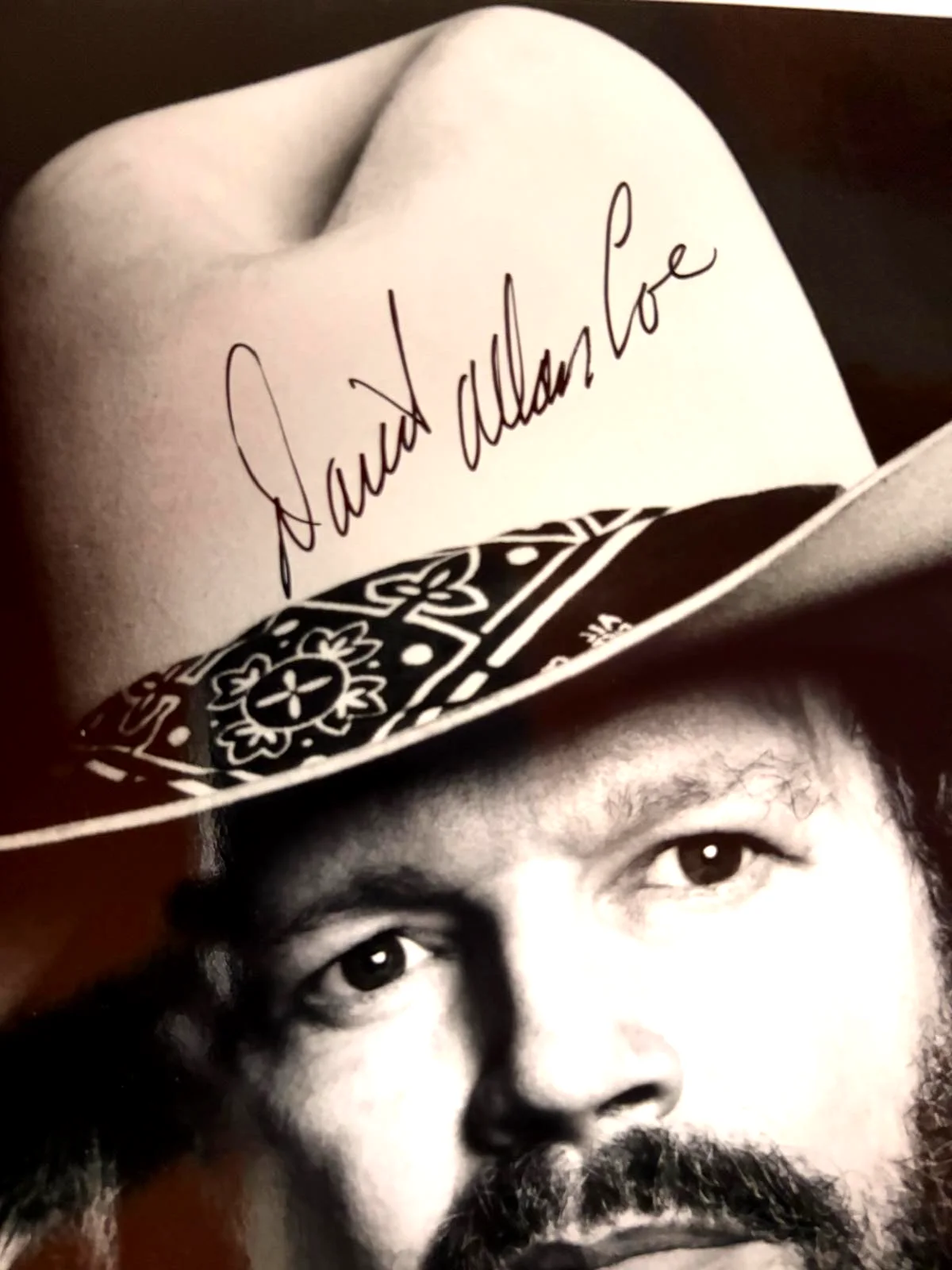 DAVID ALLAN COE SIGNED AUTOGRAPHED 8X10 PHOTO JOHNNY CASH VINTAGE FULL NAME PSA, изображение 2