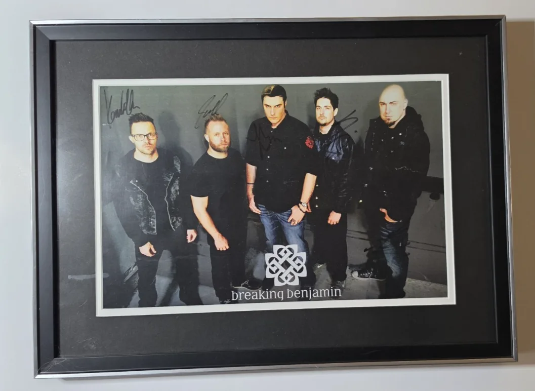 BREAKING BENJAMIN Band SIGNED / Autographed Photo - Pro Framed - 16X21, изображение 2