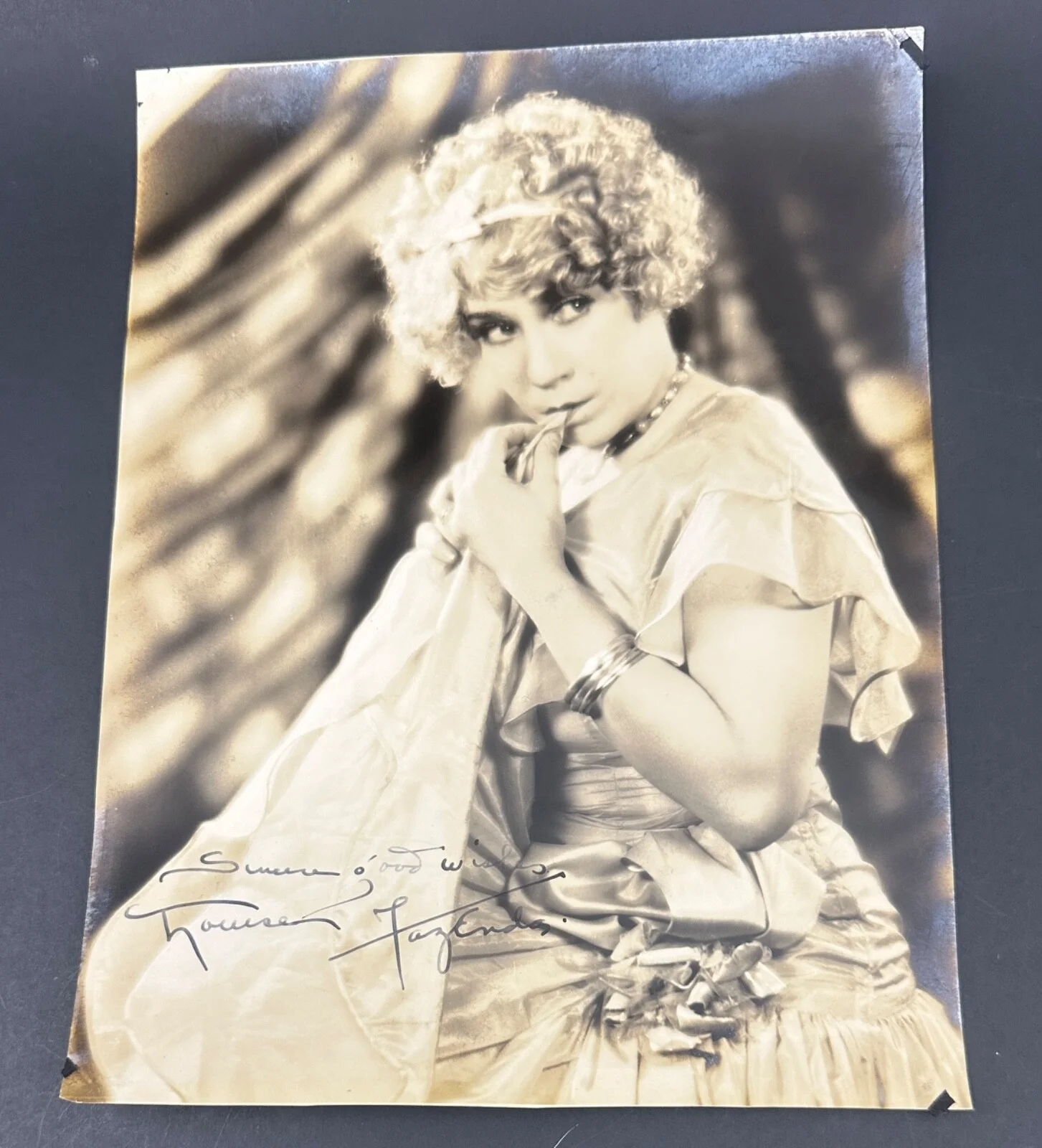 Louise Fazenda Silent Film Star, Hand Autographed Black and White photo., изображение 2