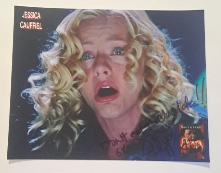 Jessica Cauffiel — JESSICA CAUFFIEL hand signed VALENTINE 8x10 Autograph photo