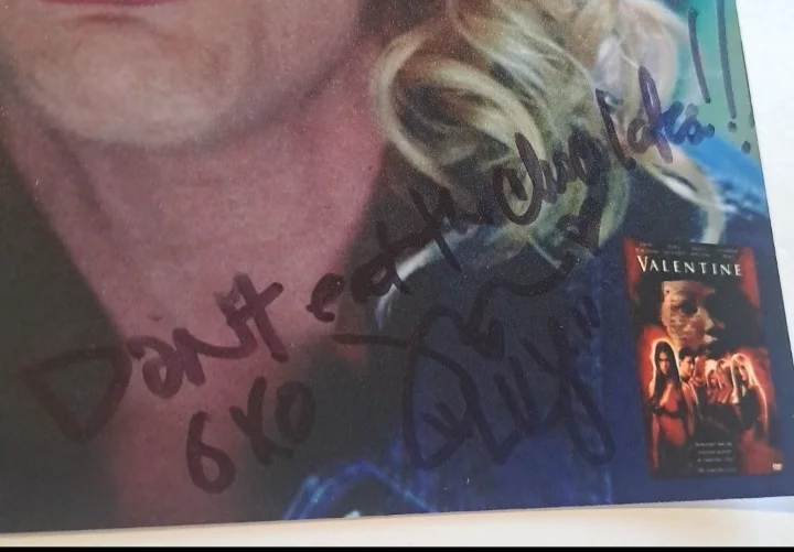 Jessica Cauffiel — JESSICA CAUFFIEL hand signed VALENTINE 8x10 Autograph photo, image 2
