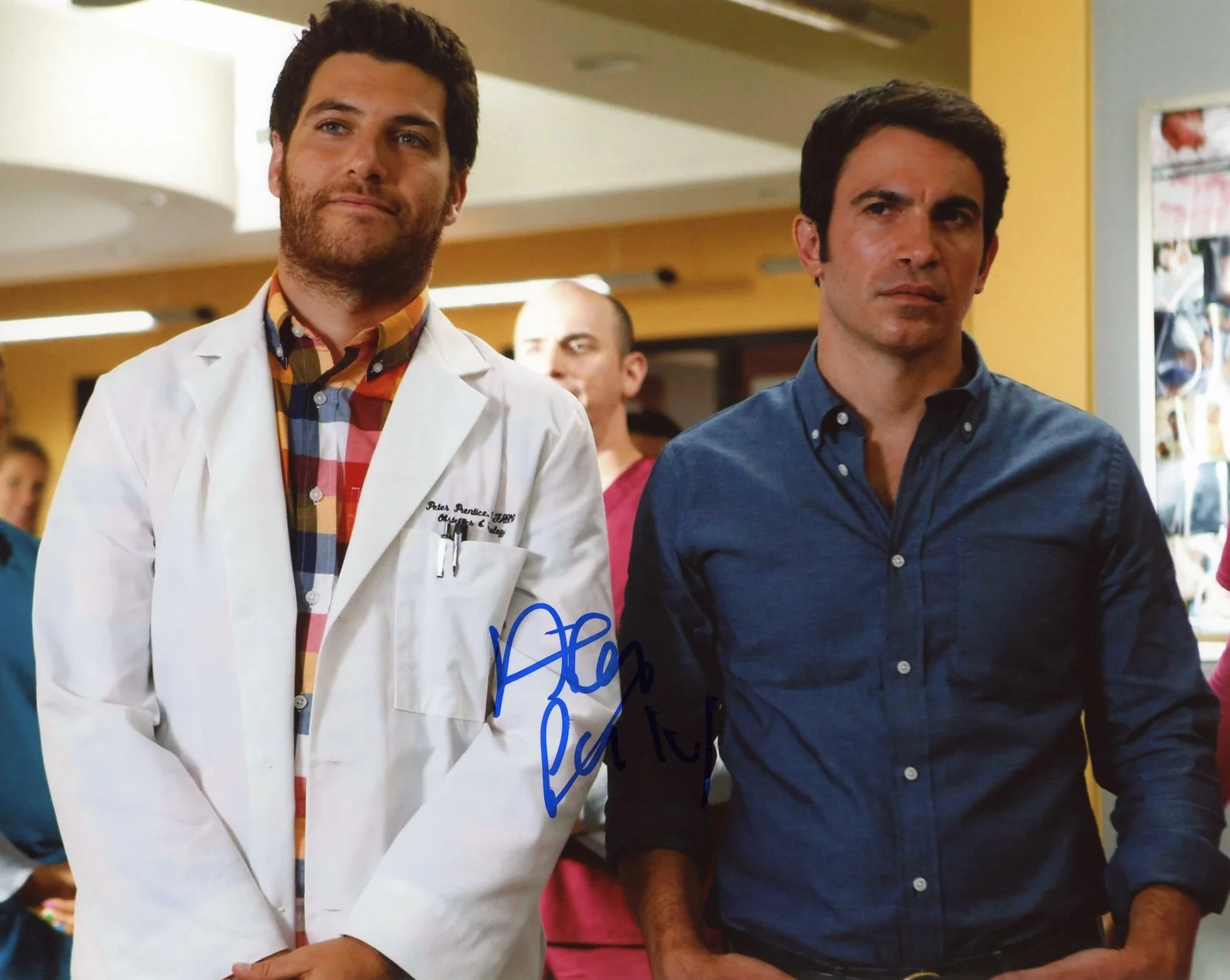Adam Pally — Adam Pally "The Mindy Project" AUTOGRAPH Signed 8x10 Photo B ACOA