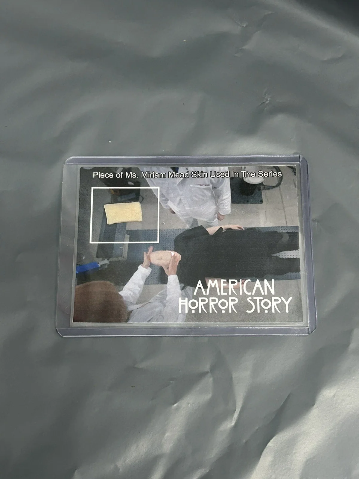American Horror Story Screen Used Movie Prop Film TV COA Rare Worn Horror, изображение 3