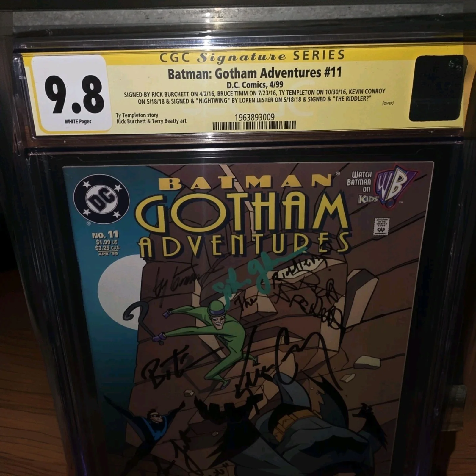 Kevin Conroy — BATMAN GOTHAM ADVENTURES #11 CGC 9.8 SIGNATURE SERIES KEVIN CONROY + 5 / 1 OF 1, изображение 2
