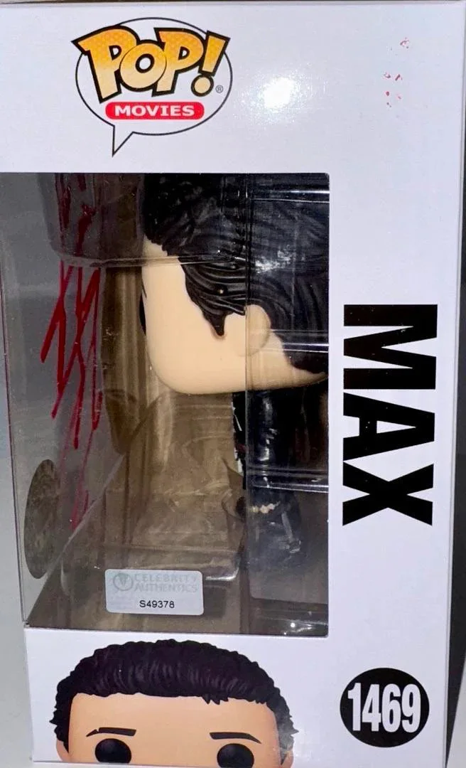 Mel Gibson — Mel Gibson Signed Funko Pop #1469 "Mad Max" (Red Ink) - Celebrity Authentics, image 4