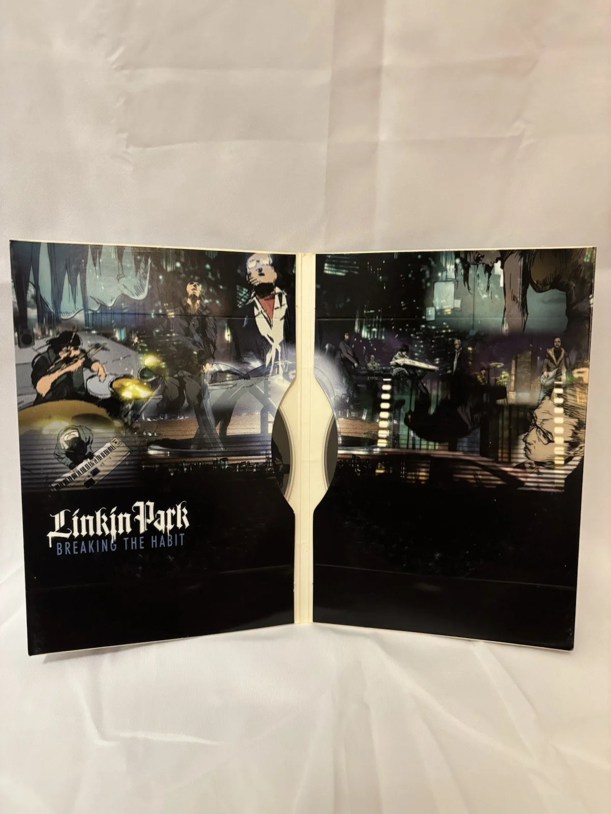 Linkin Park Breaking the Habit Signed Autographed Promo CD/DVD Booklet, image 2