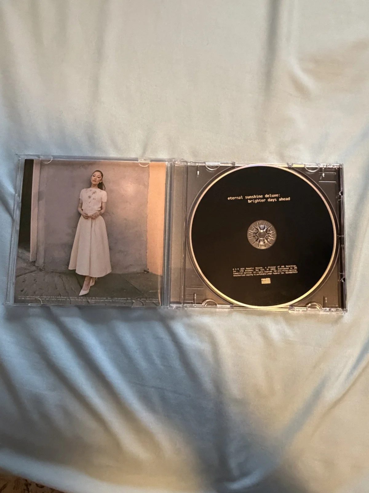 Ariana Grande “Eternal Sunshine Deluxe” Signed Original D2C CD & Booklet, image 5