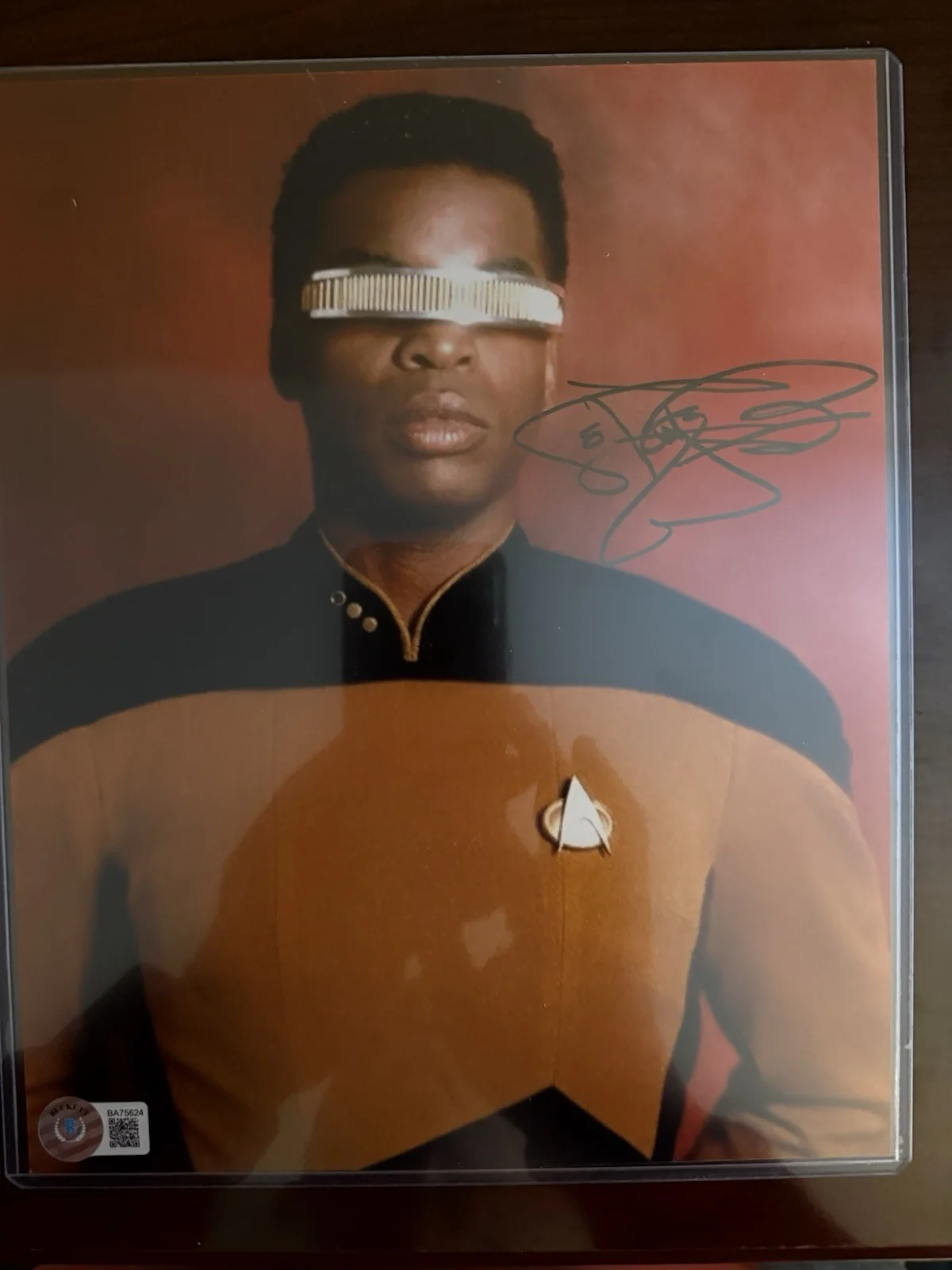 Levar Burton — LeVar Burton Hand Signed In Person Autographed Star Trek TNG 8x10 RARE JSA COA, изображение 3