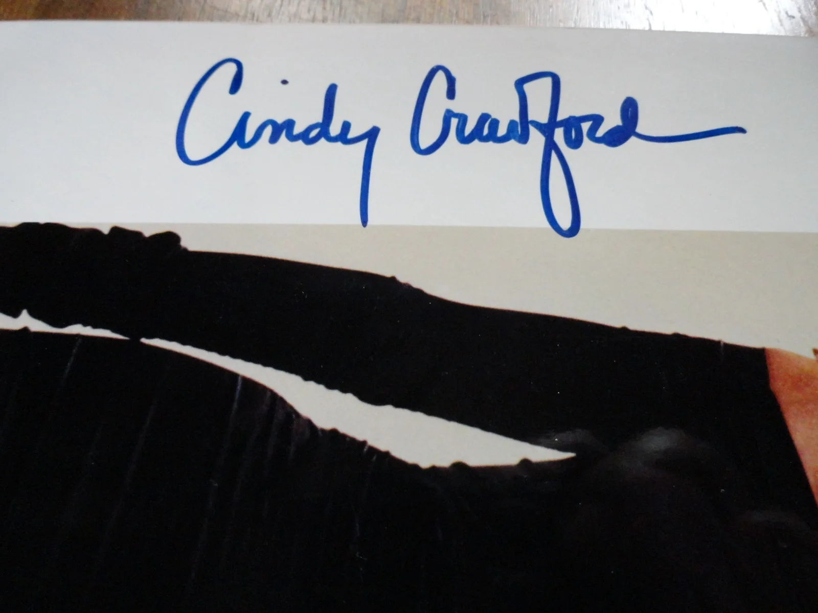 CINDY CRAWFORD RARE 8 X 10 AUTOGRAPHED PHOTO SEE PICTURES FAST SAFE SHIPPING, изображение 2