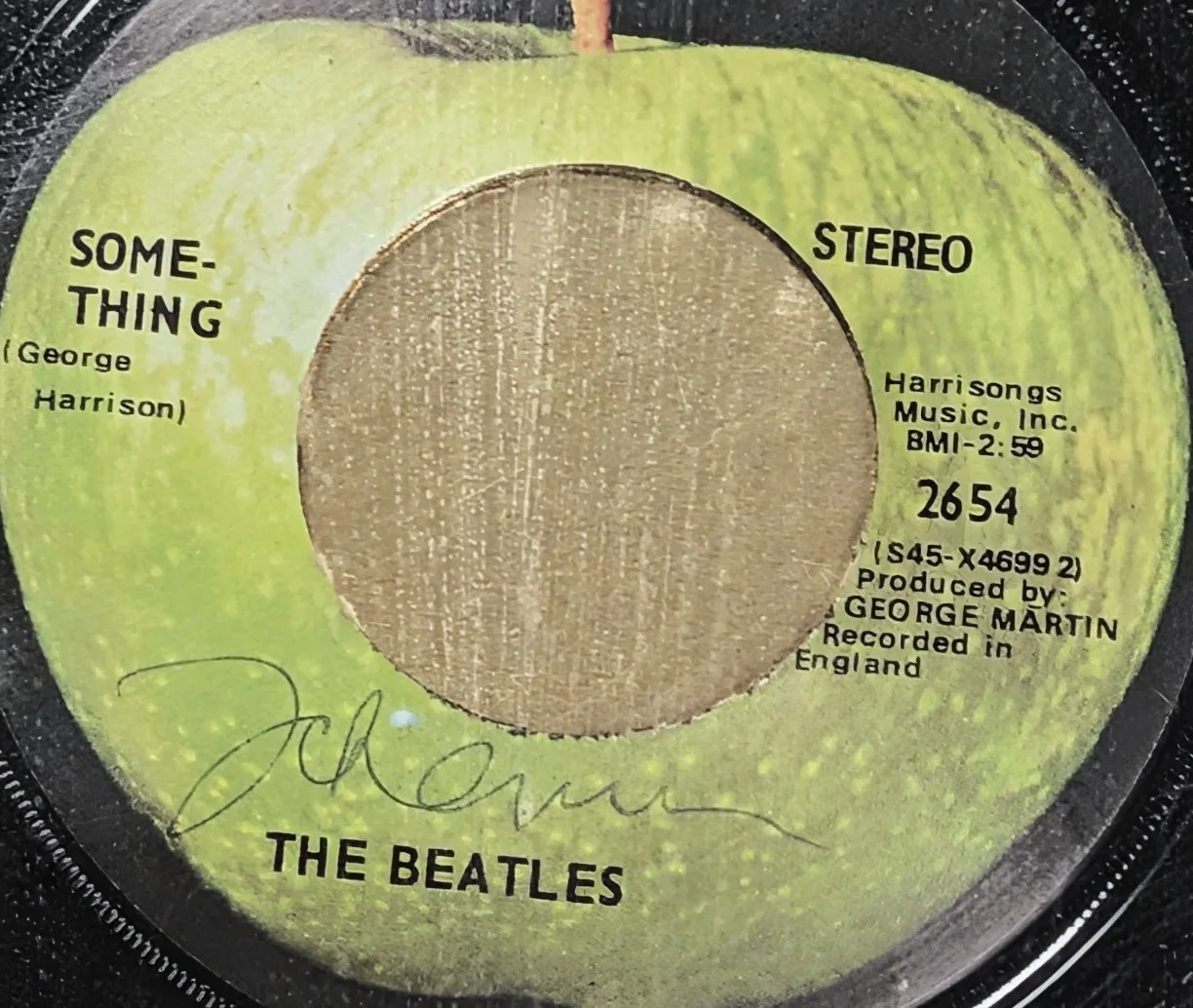 John Lennon Signed The Beatles Come Together 45 Album Record EP PSA/DNA, image 3