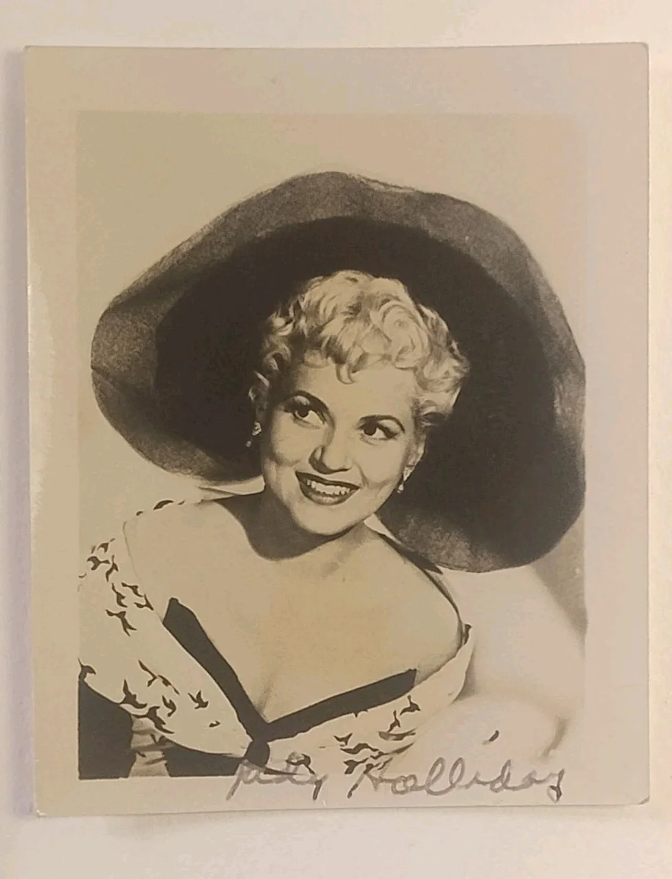 Judy Holliday — Actress Judy Holliday Small Signed Photo Academy award Original Photo Autograph, image 2