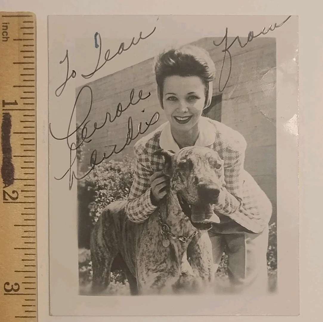 Carole Landis — Carole Landis Signed Photo 1940s Pin-up Original Photo Vintage Autograph, изображение 3