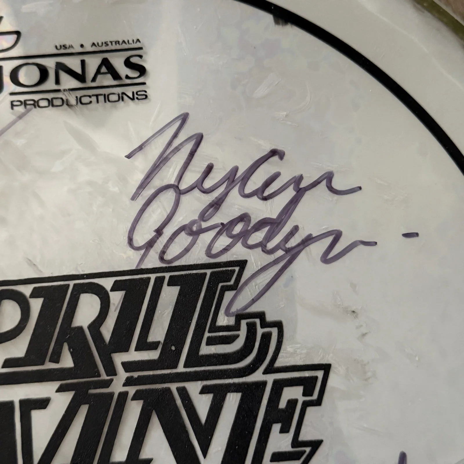 Myles Goodwyn, Brian Greenway. Richard Lanthier, Roy Nochol — April Wine SIGNED Drumhead Myles Goodwyn +3 CONCERT USED & AUTOGRAPHED Rare Rock, изображение 2