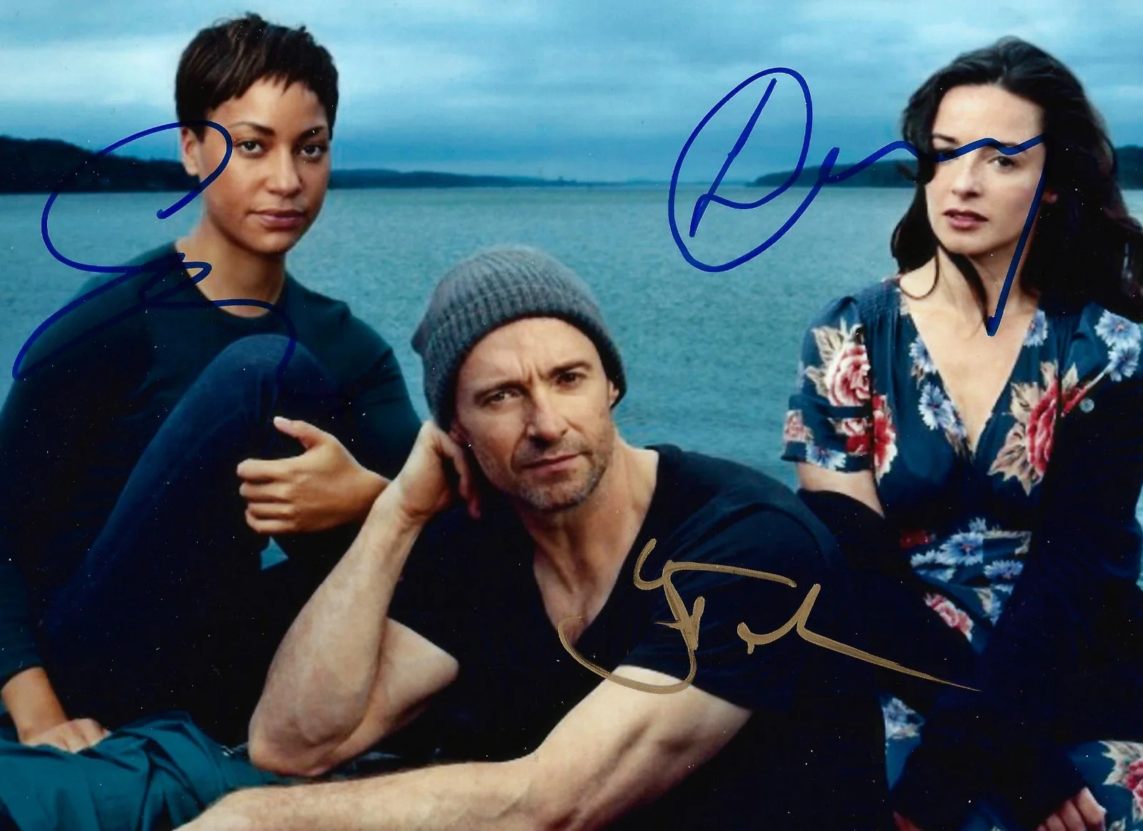 Hugh Jackman, Cush Jumbo, Laura Donnelly — Hugh Jackman, Cush Jumbo & Laura Donnelly signed The River 8x10 Photo Broadway, изображение 2