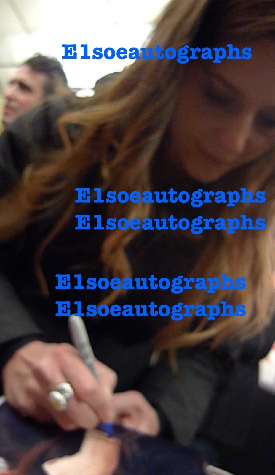 chiara mastroianni — Chiara Mastroianni signed Persepolis 8x10 photo in person Exact Proof - Beloved, изображение 2