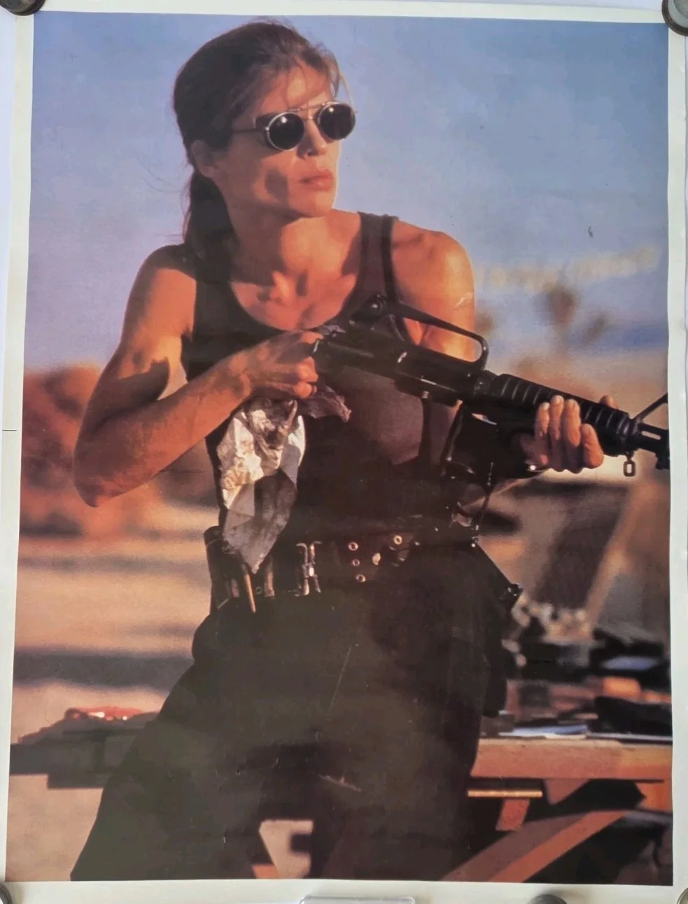 no — LINDA HAMILTON 22.78 X 17.38 INCH PHOTO TERMINATOR SARAH CONNOR POSTER, изображение 2
