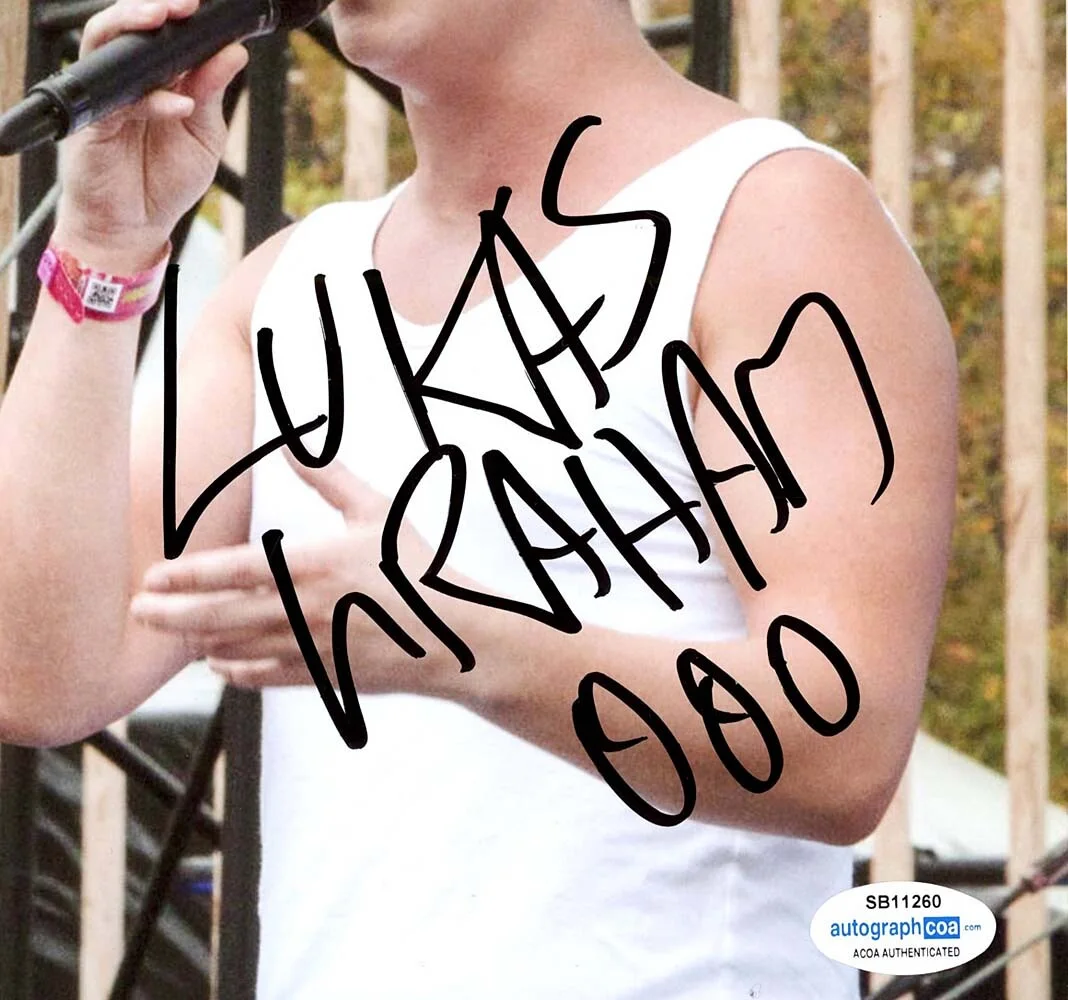 LUKAS GRAHAM — Lukas Graham signed Autographed 8x10 Photo b MAMA SAID Singer 7 Years ACOA COA, изображение 4