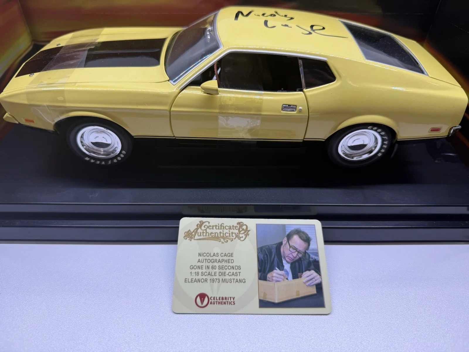 Nicolas Cage — Nicolas Cage Signed 1973 Mustang Mach 1 1:18 Eleanor Gone In 60 Seconds CA COA, изображение 2