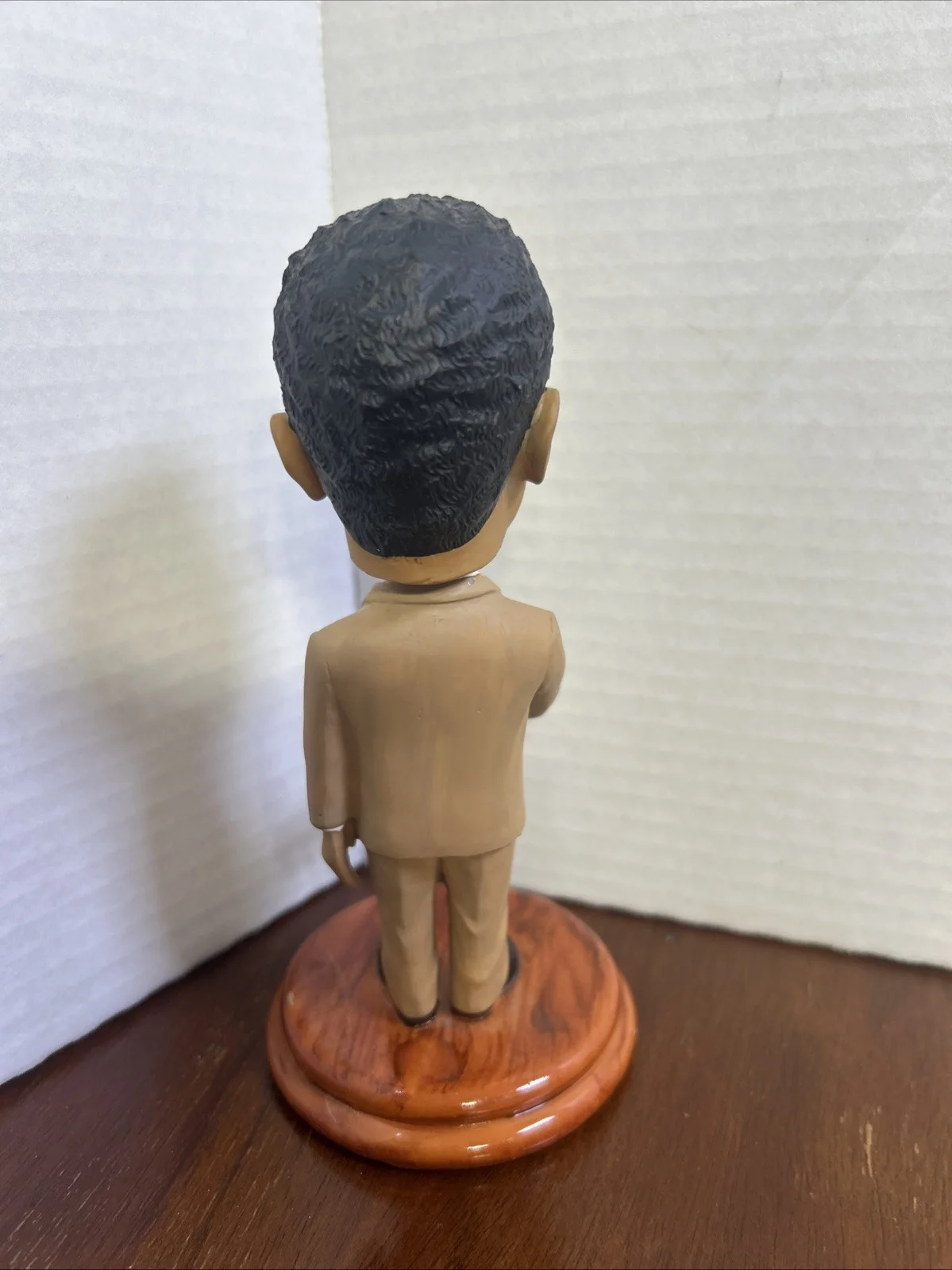 Oscar Nunez The Office Oscar Bobblehead Original NBC, изображение 4