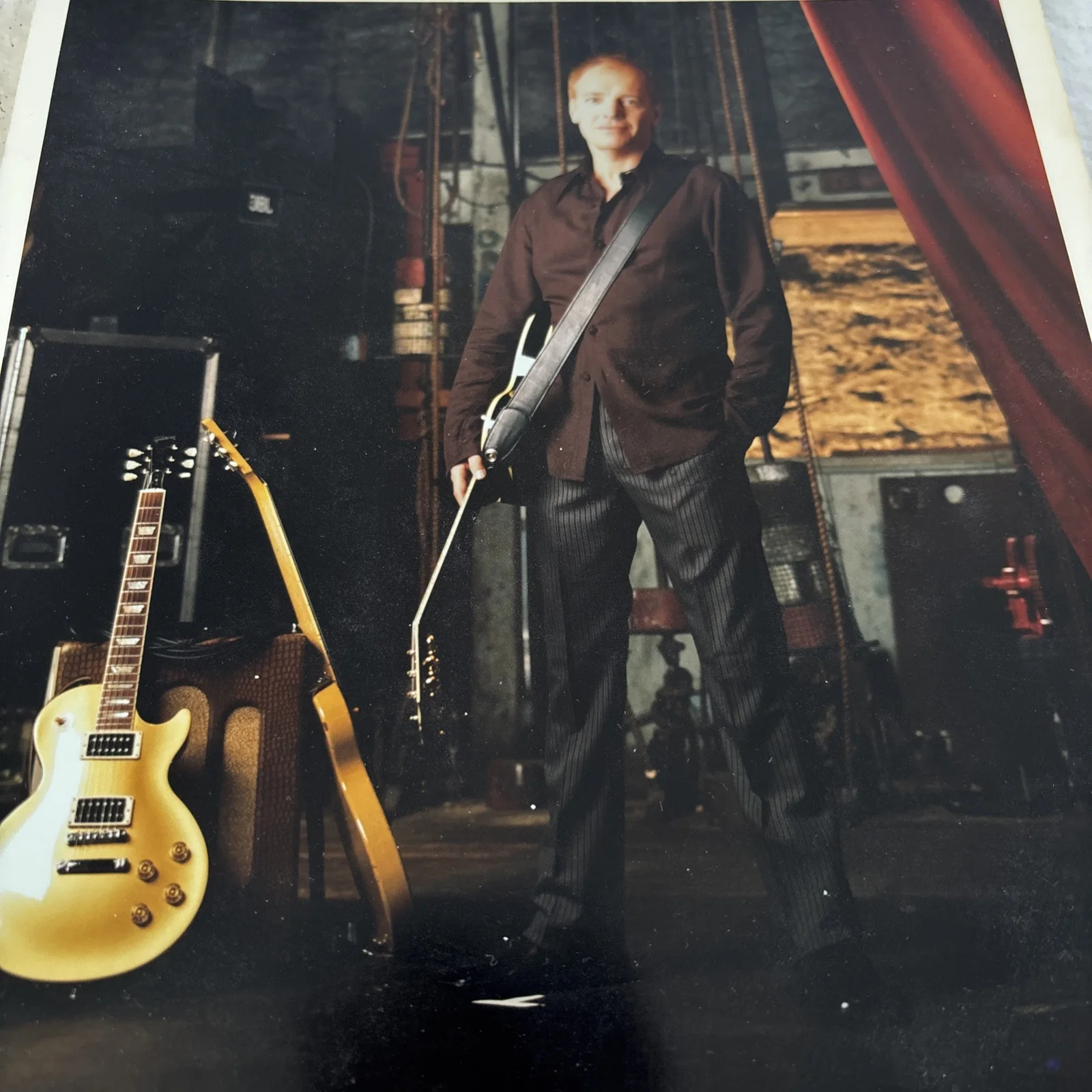 Peter Frampton-HAND SIGNED - Autographed photo-World Tour 8x10, image 4