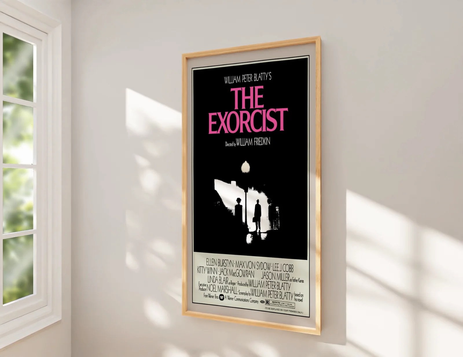 The Exorcist - 1973 Supernatural Horror Drama Restored 27.2" x 41" US One Sheet, image 2