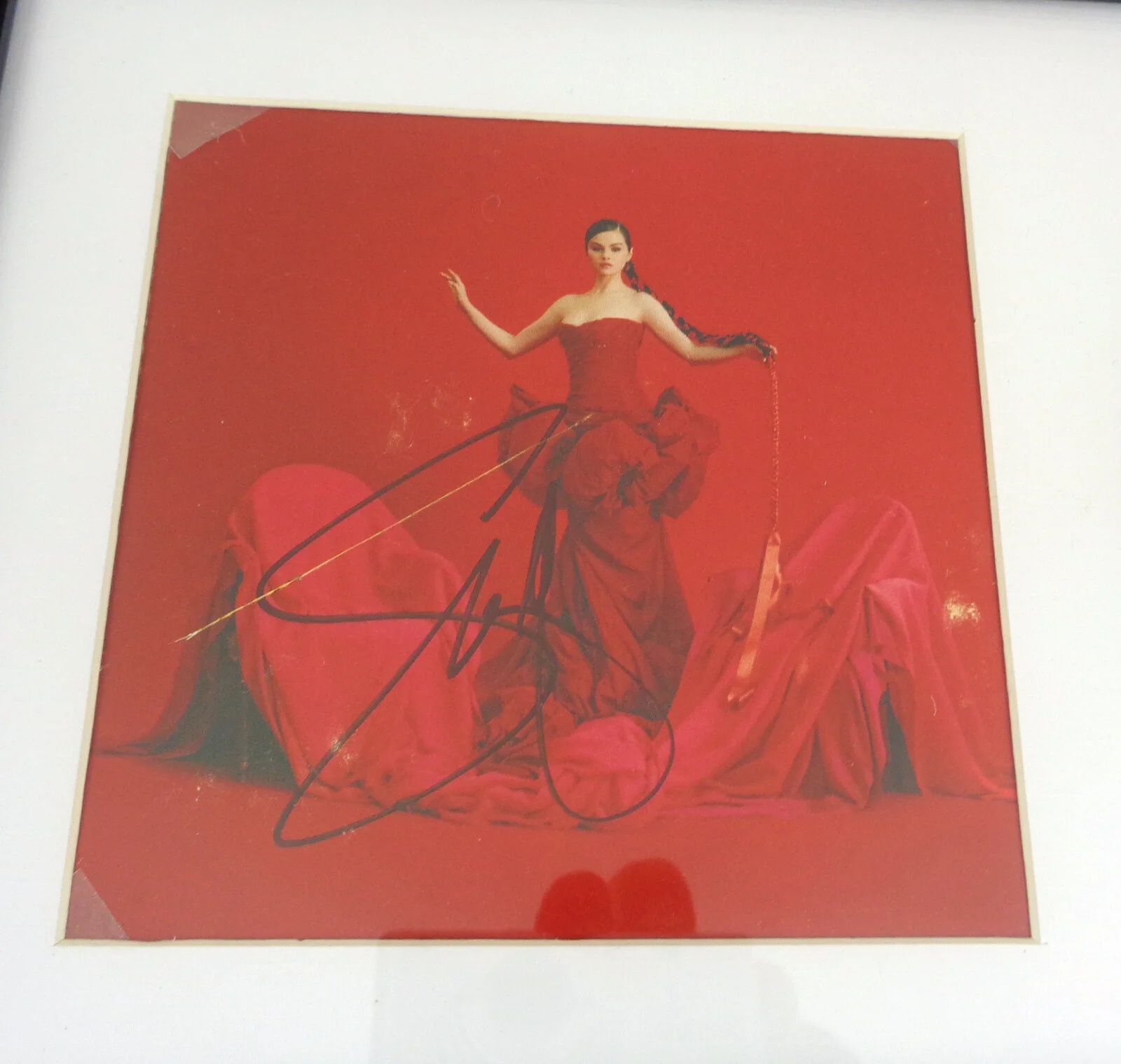 Selena Gomez — Selena Gomez Signed Autograph Revelacion CD Framed PSA/DNA COA, image 2