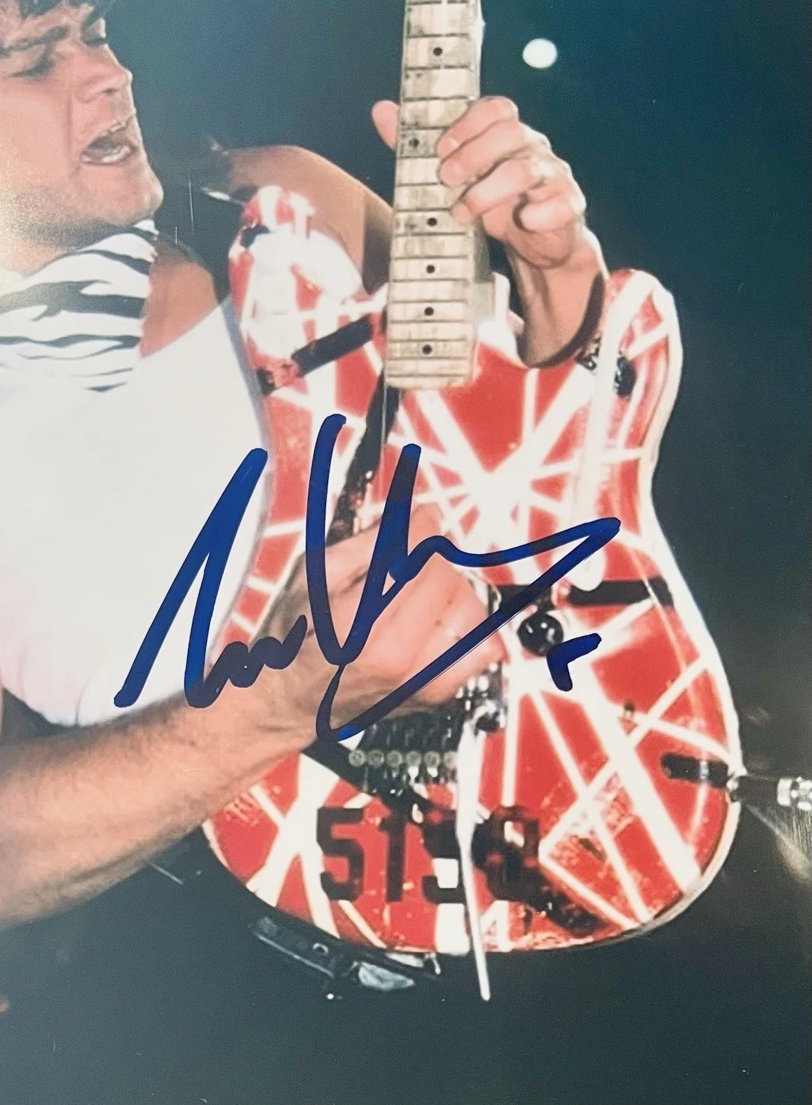 Eddie Van Halen RIP Signed 8x10 Photo PSA/DNA Gem Mint 10 RARE, изображение 2