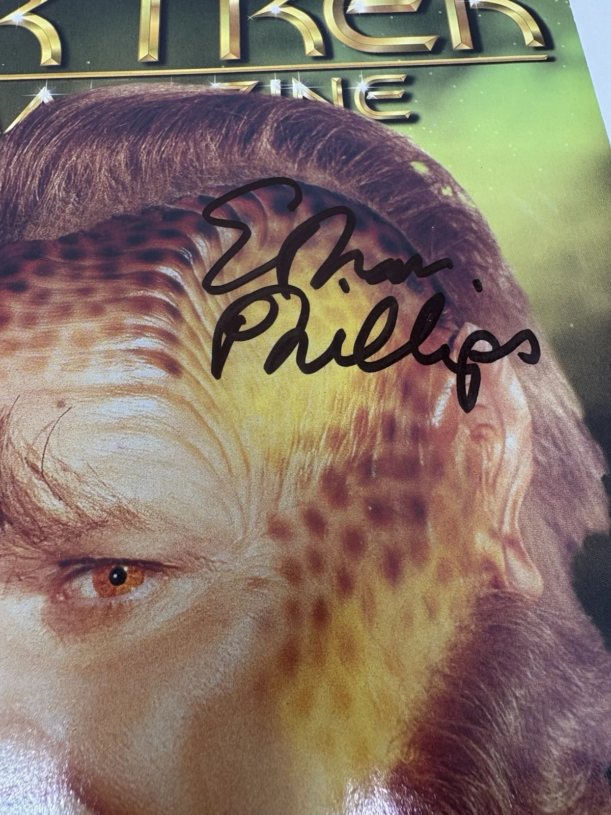 Ethan Phillips — Autographed Ethan Phillips Star Trek The Magazine Aug 2002 Vol 3 Issue 04 Neelix, изображение 2