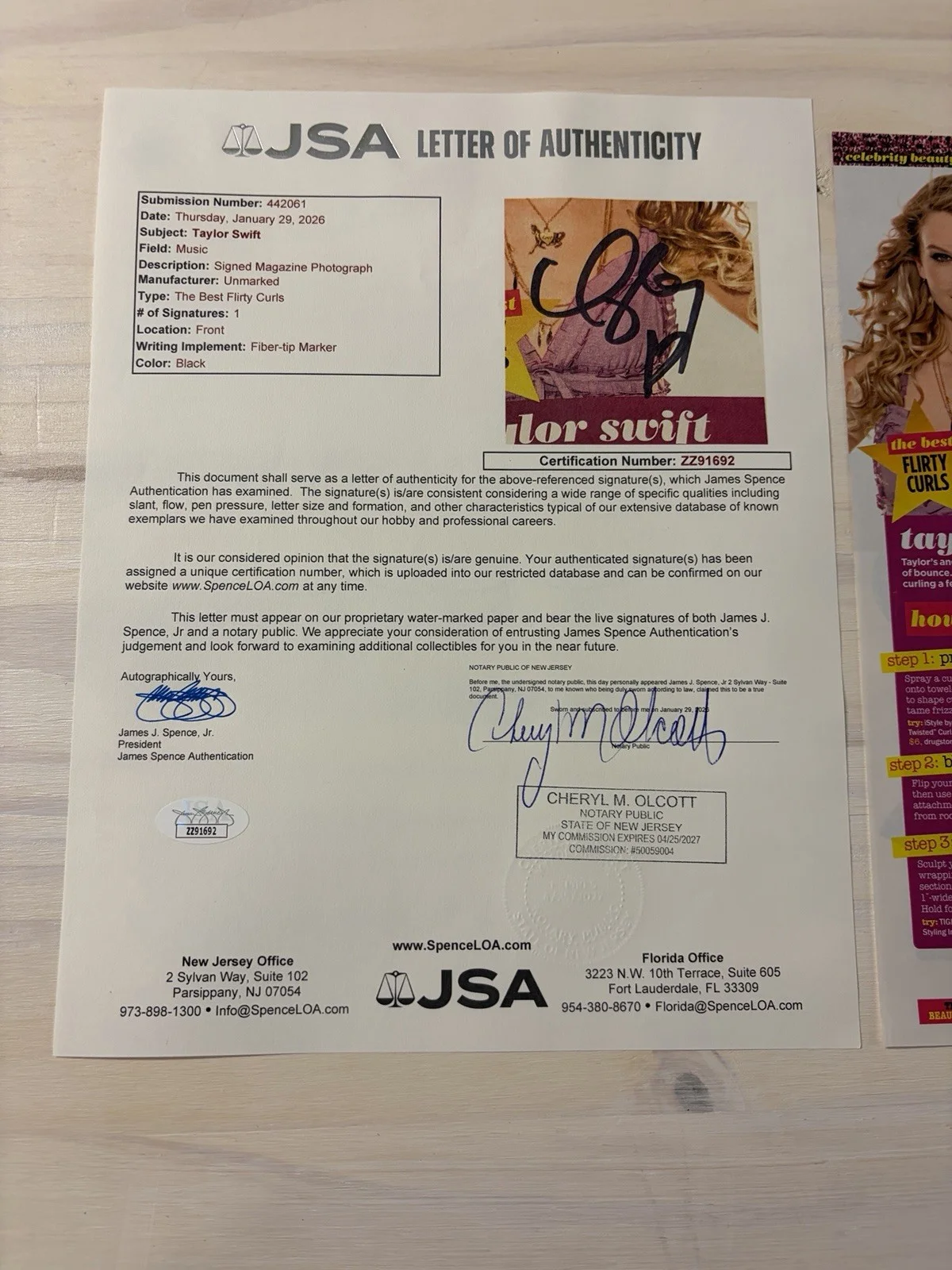 Taylor Swift Signed Autograph Early Career Magazine Page JSA LOA Rare Teen Pic, изображение 3