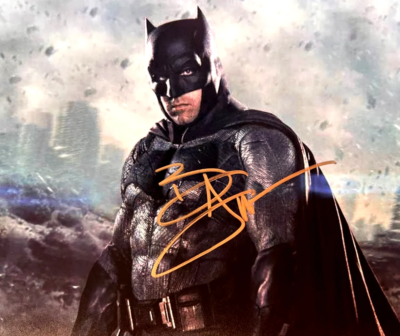 Ben Affleck — Ben Affleck Signed BATMAN 8x10" Authentic Autograph GENUINE w/COA, image 3