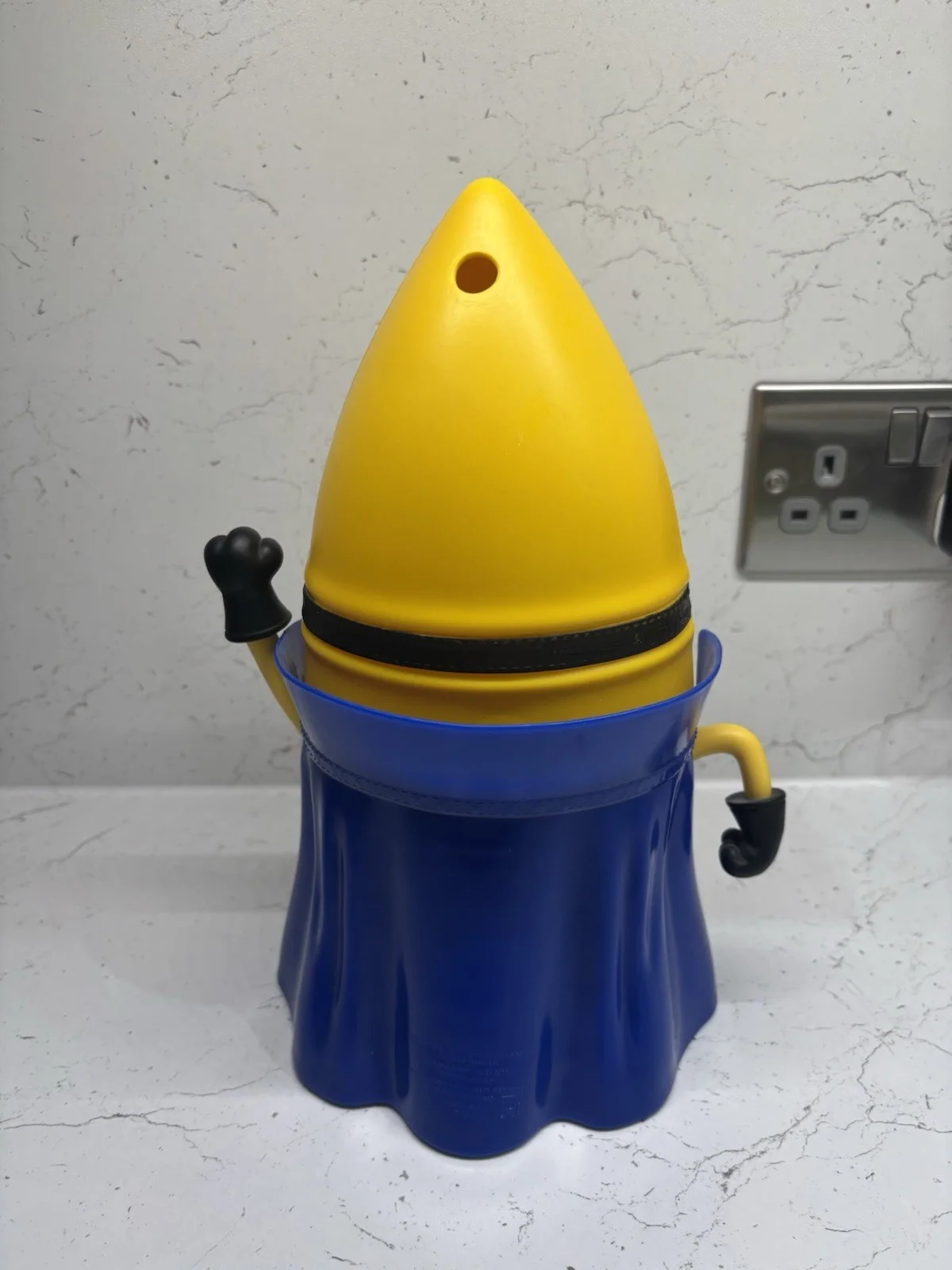 Exclusive Despicable Me 4 Minions Promotion Collectible Cup, изображение 3