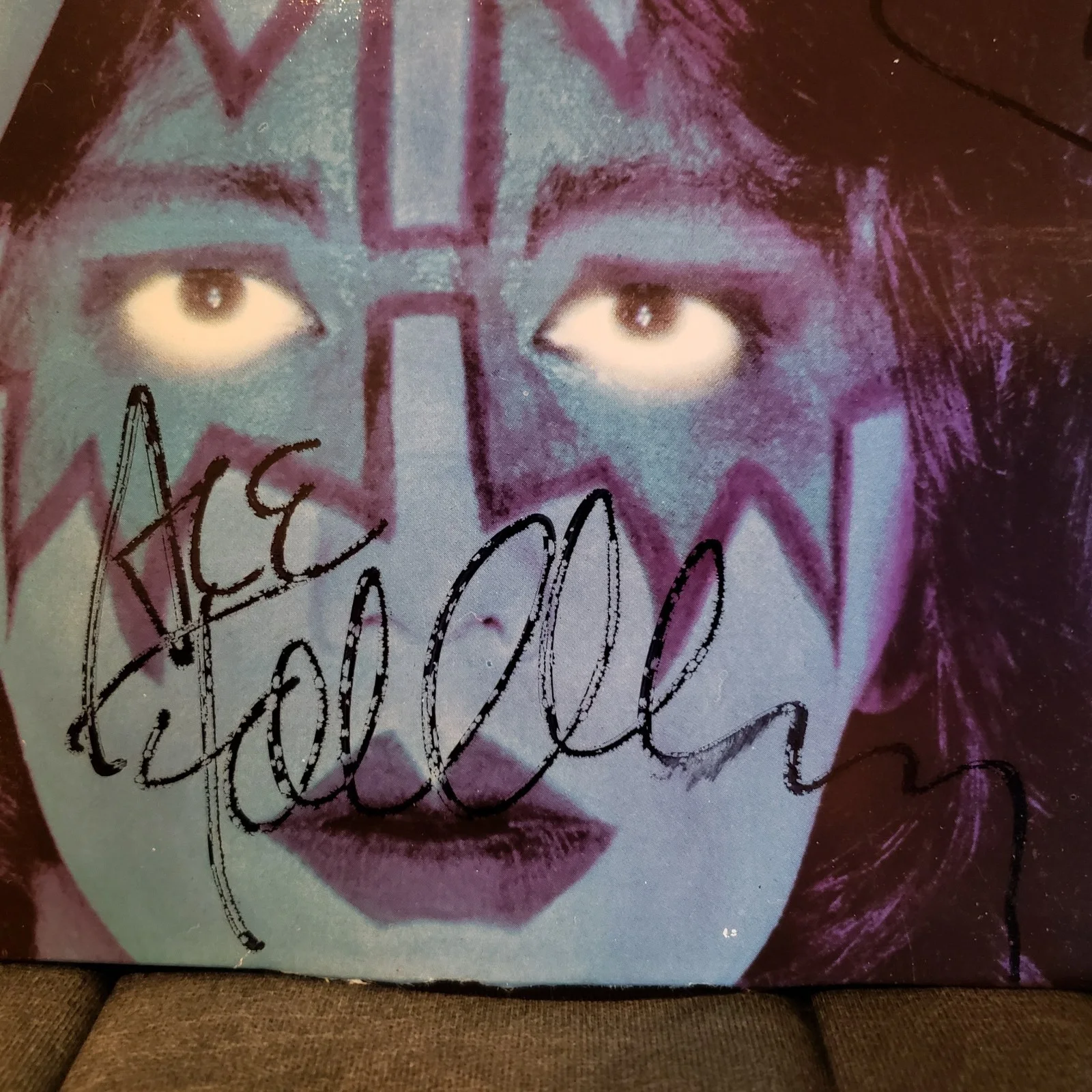 Álbum LP Kiss Ace Frehley Eric Carr Firmado Autografiado Criaturas de la Noche, изображение 4