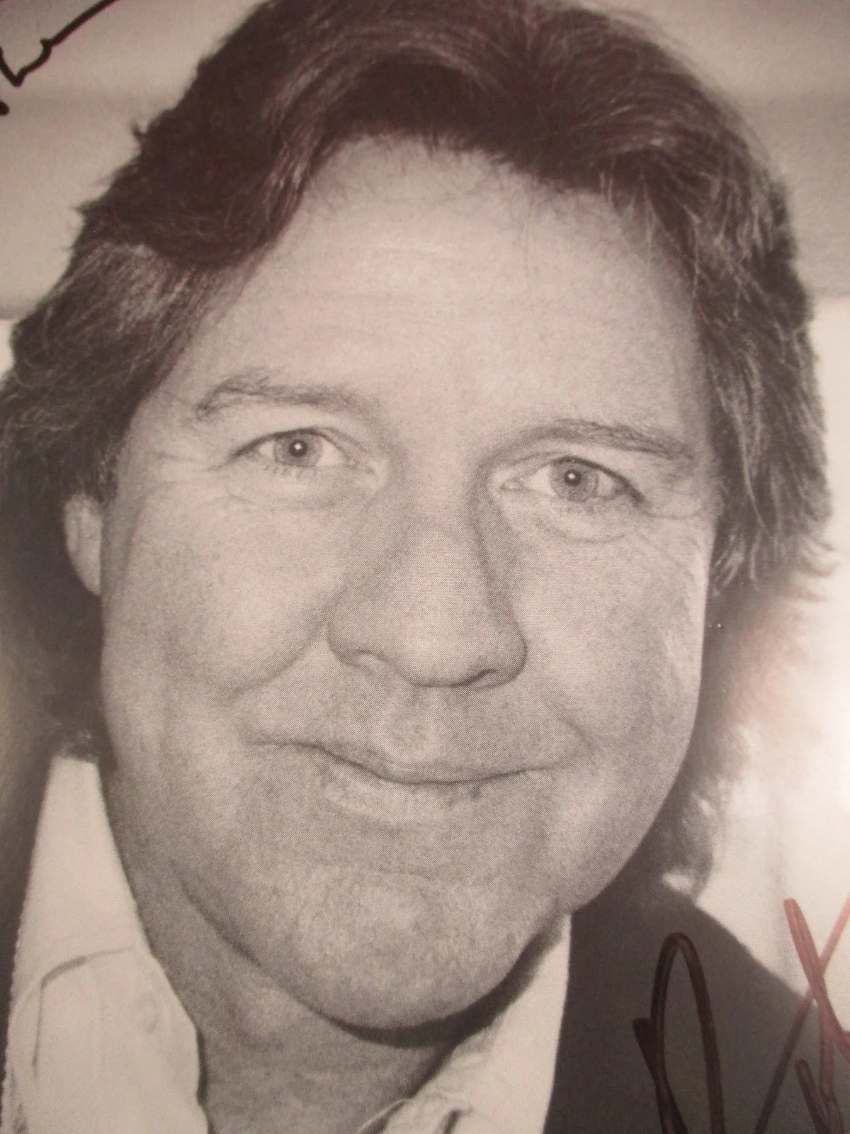Robert Ginty - Signed Autograph Headshot Photo - Falcon Crest 8 x 10 studio, изображение 2