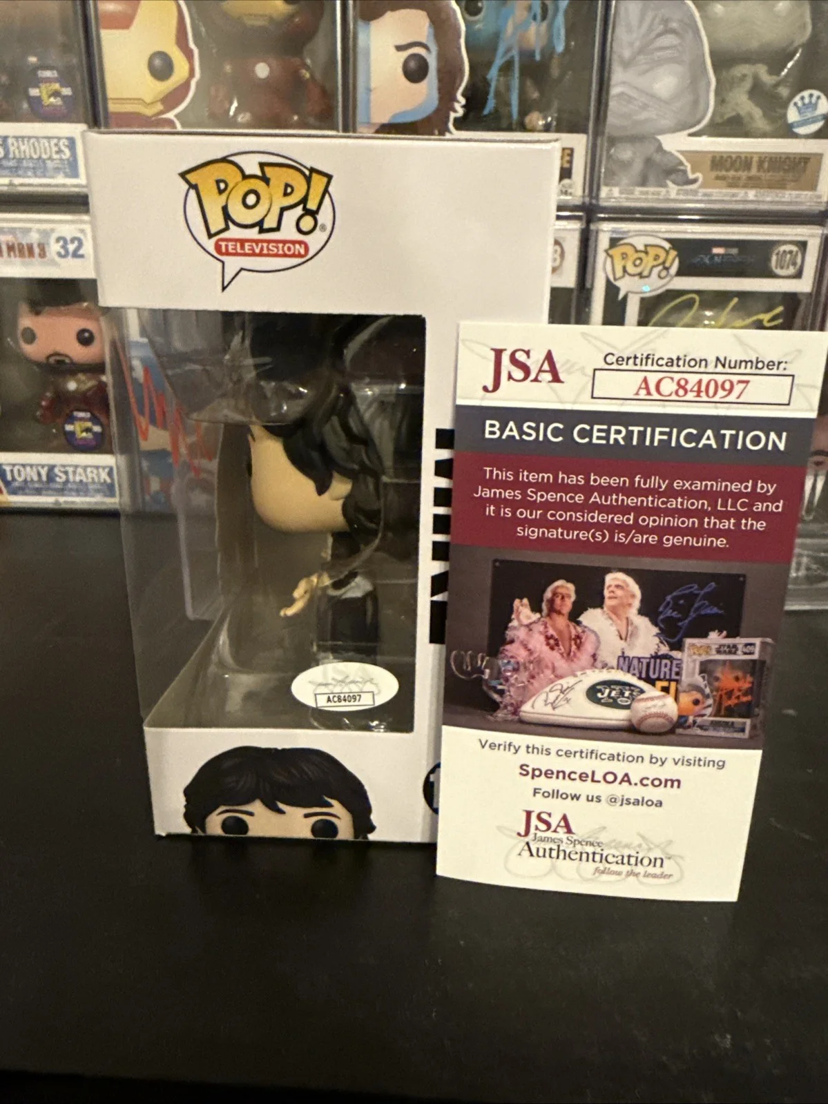 Finn Wolfhard — Finn Wolfhard Autographed Mike Stranger Things Funko Pop 1239 Jsa Certified, изображение 2