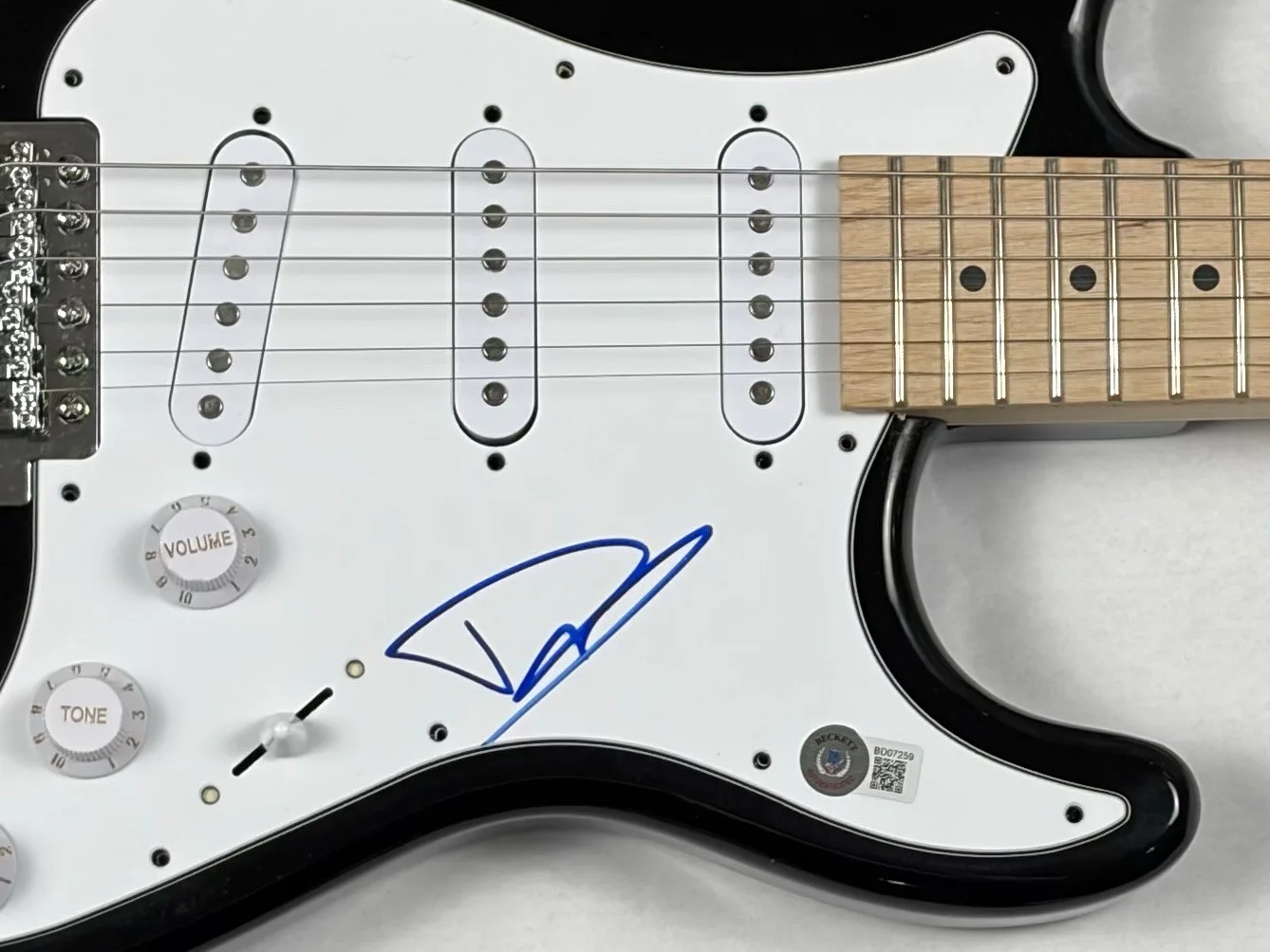 Dave Grohl Foo Fighters Signed Autograph Electric Guitar Nirvana Beckett COA, image 4