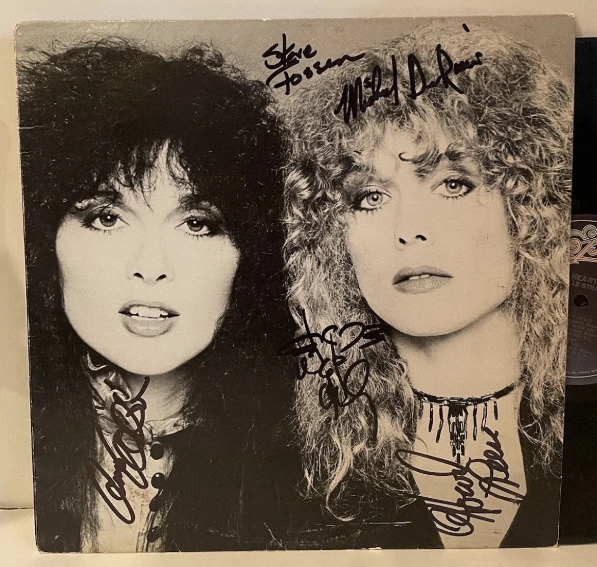 Heart Signed x6 Bebe le Strange Album Vinyl Record Ann Nancy Wilson PROOF, изображение 2