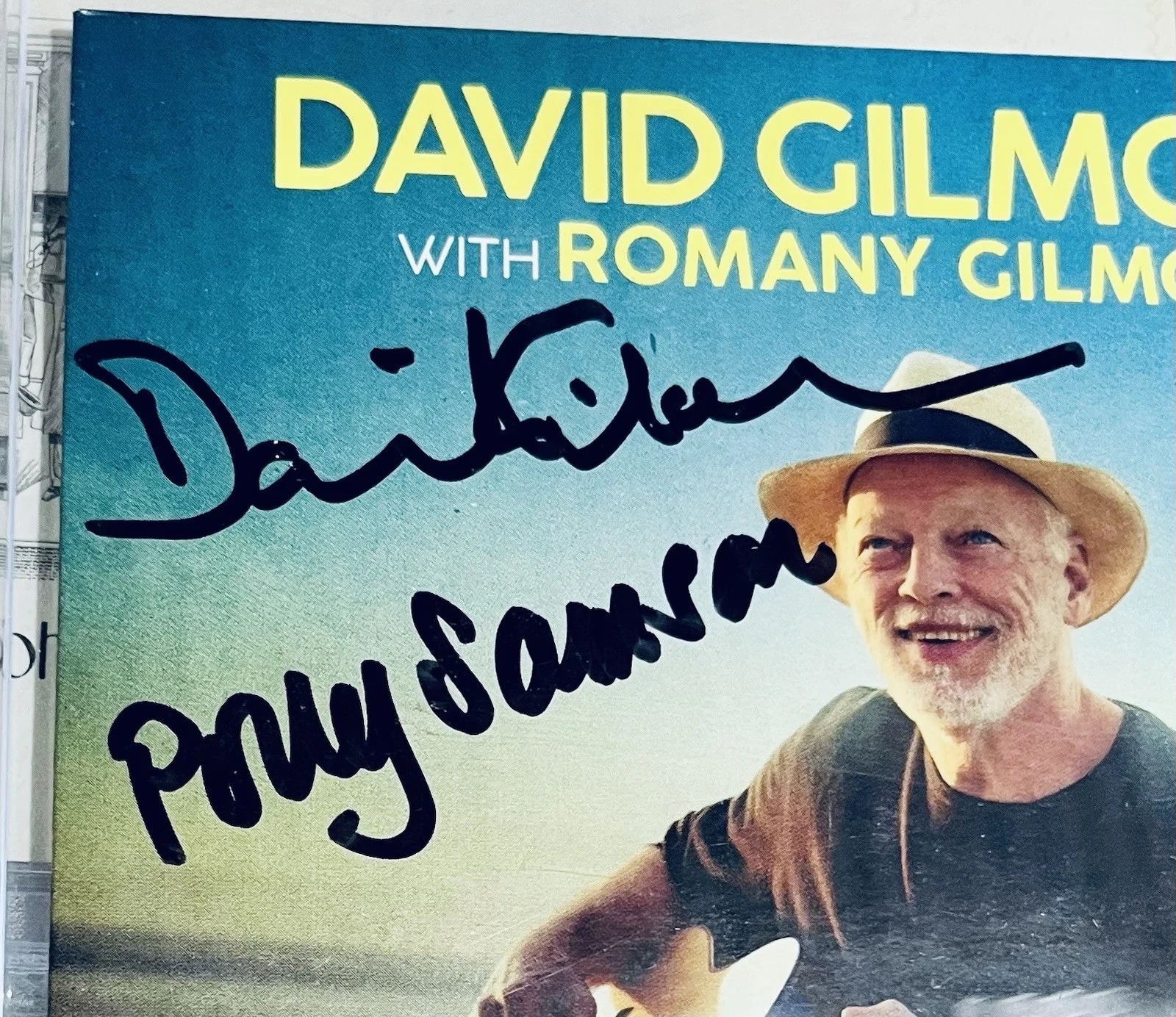 David Gilmour Pink Floyd Signed CD Perfect Autograph PSA/DNA Gem Mint 10, image 2