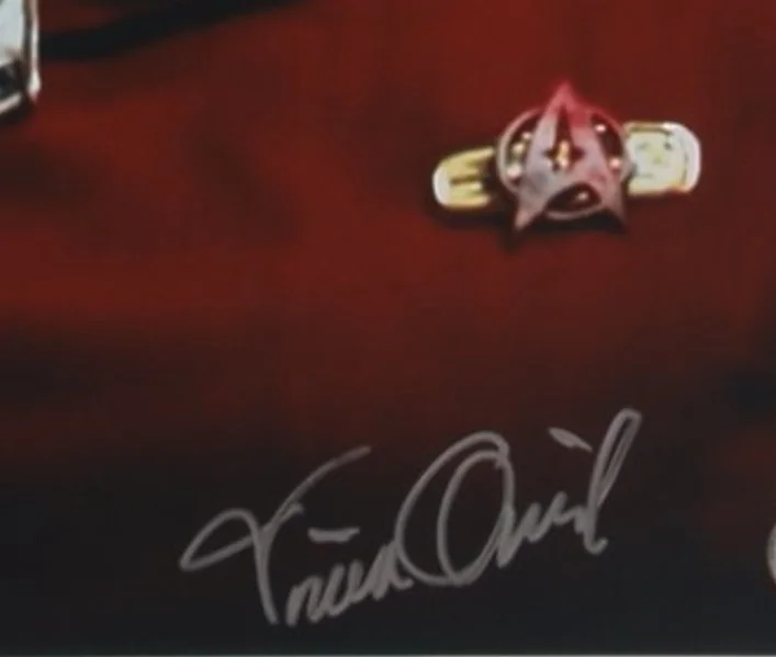 TRICIA O'NEIL — TRICIA O'NEIL Signed Star Trek The Next Generation 8x10 Photo (Beckett), изображение 2