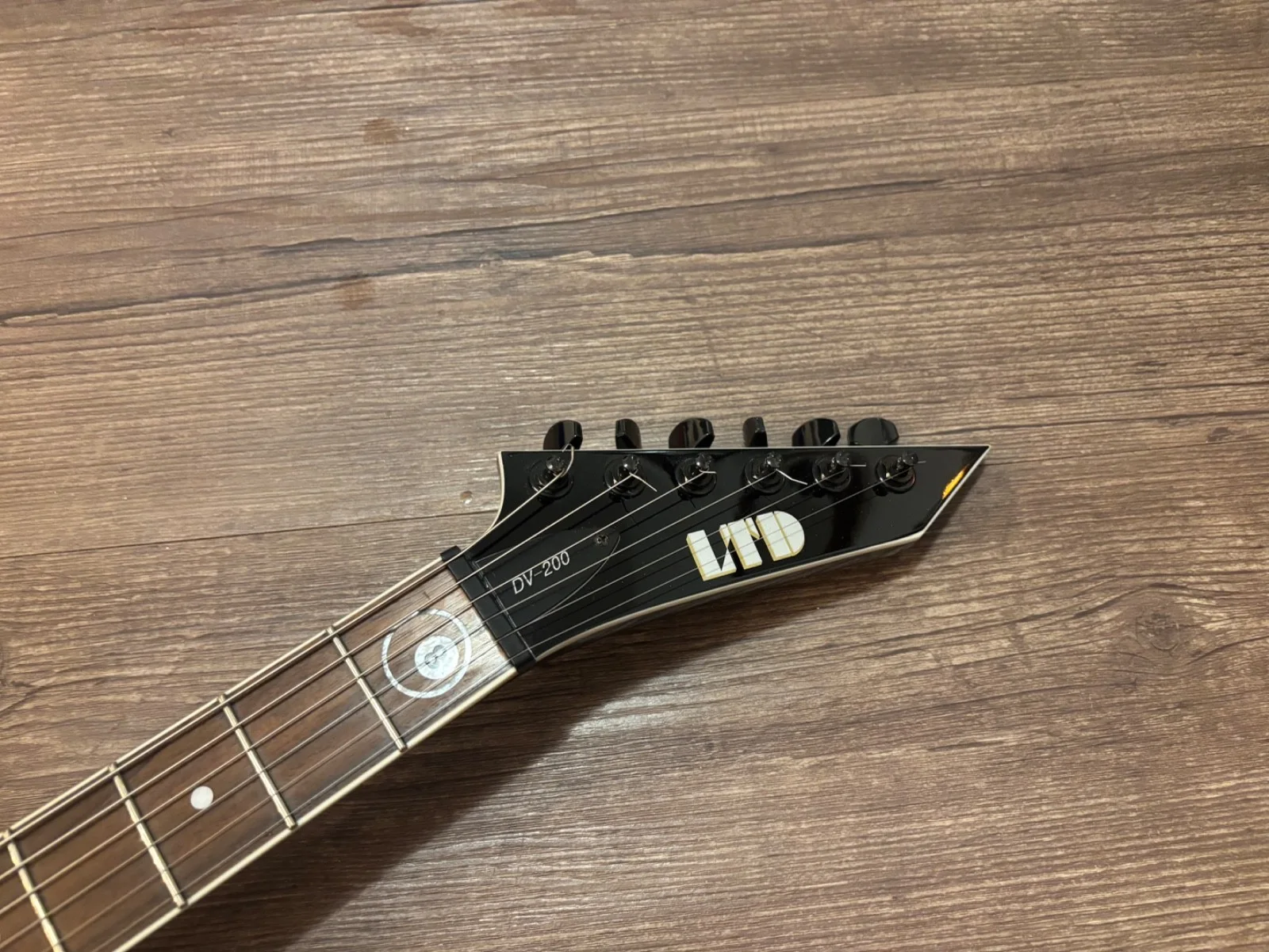 ANTHRAX SIGNED AUTOGRAPHED GUITAR FLYING V LTD X5 SCOTT IAN JOEY FRANK CHARLIE, изображение 4