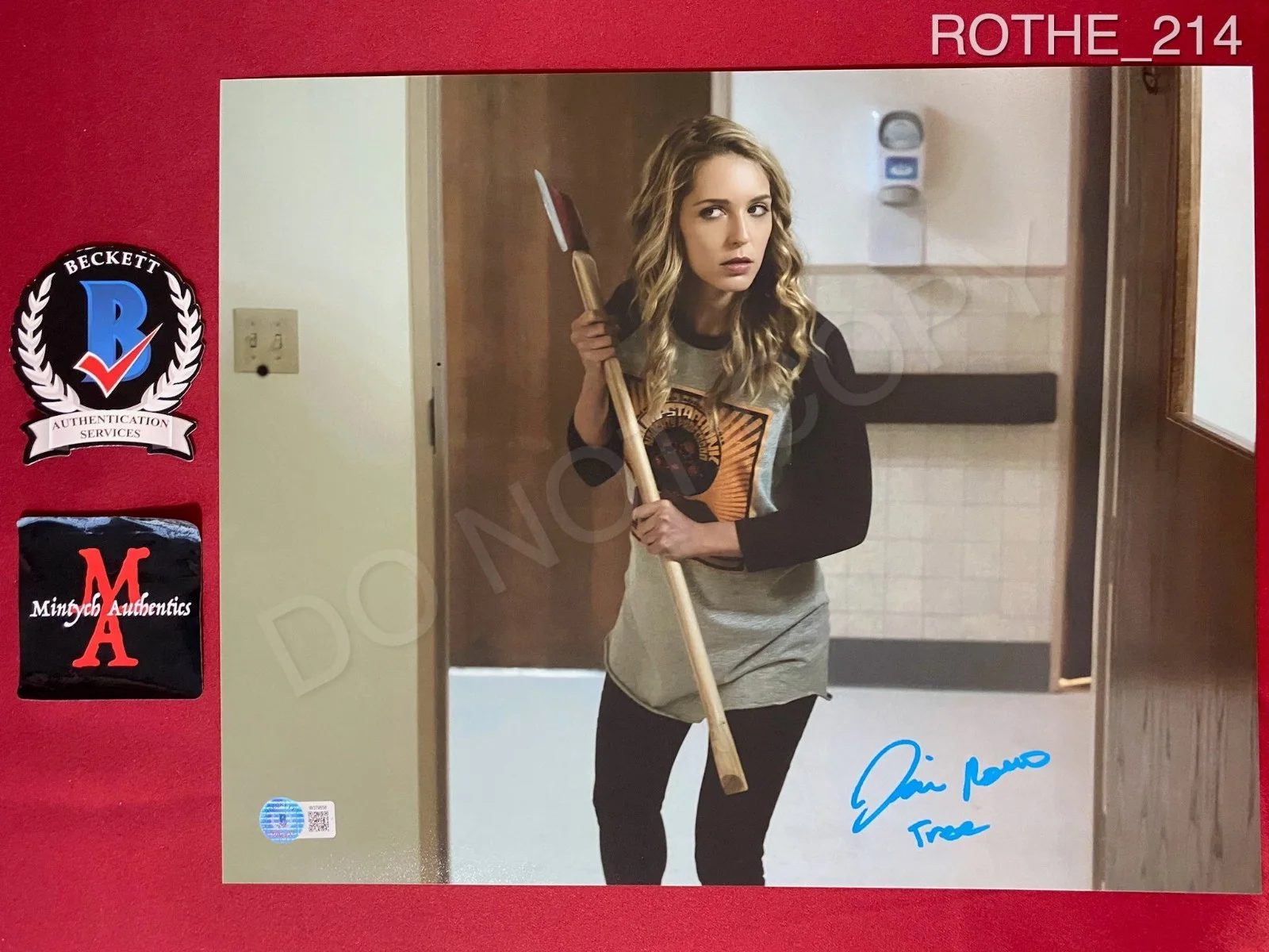Jessica Rothe — Jessica Rothe autographed signed 11x14 photo Tree Happy Death Day Beckett COA
